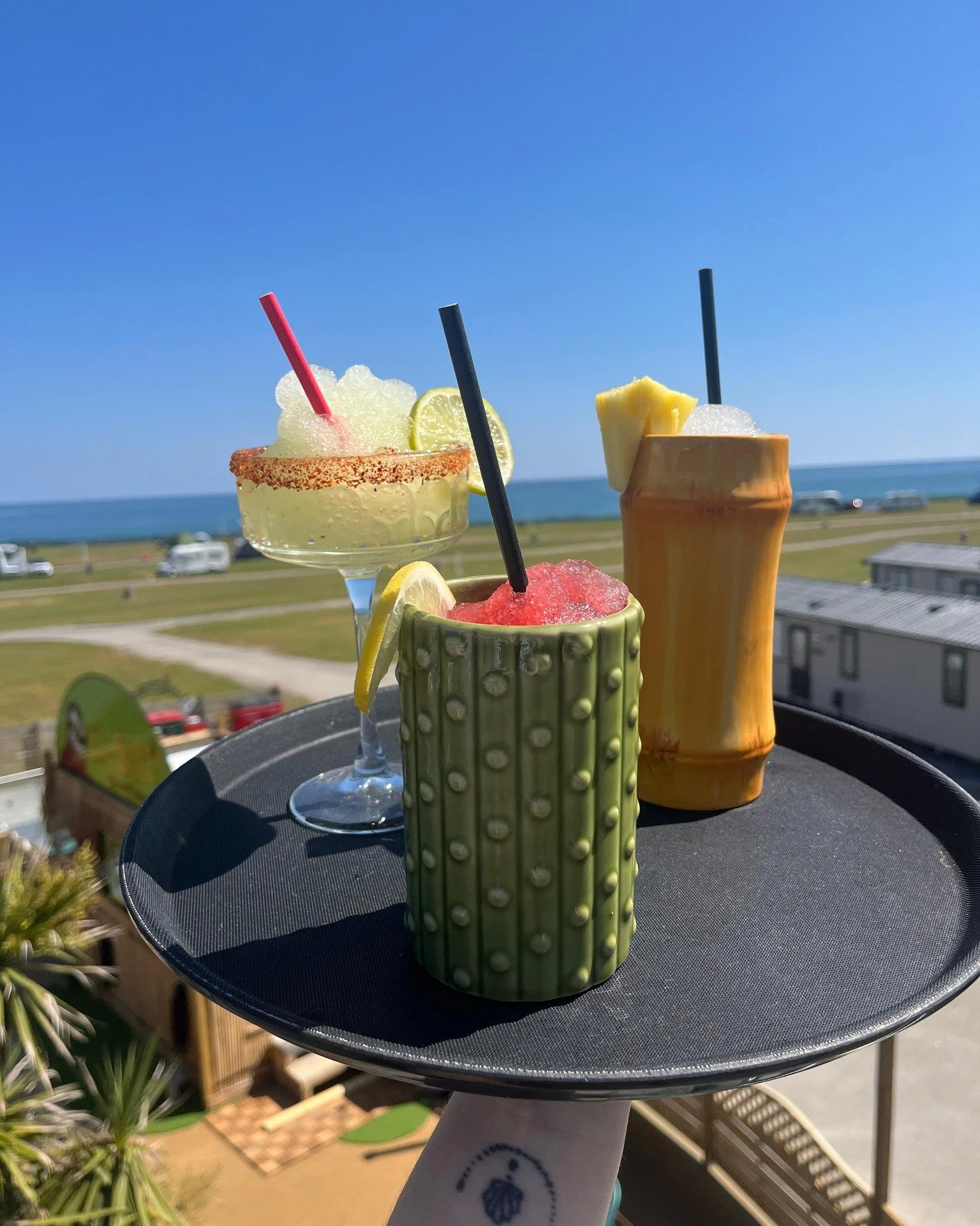 Cocktails, sea views and tasty food, what more could you want this summer? 😍🍹

Meksiko's is open this weekend for more good vibes! 🌊 Soak up some sunshine on our sundeck, take a dip in our indoor pools or enjoy a round of adventure golf for just &