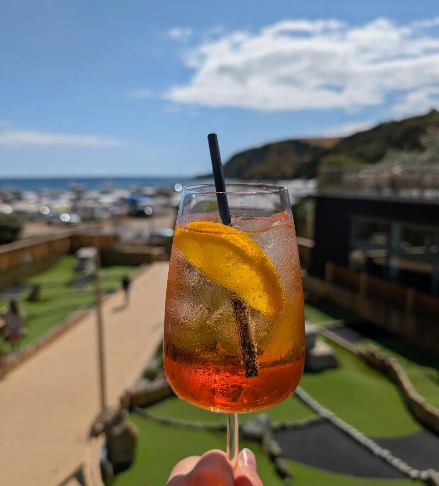 What's your drink of choice this summer? 😍Comment the emoji below to vote for your favourite:

"🧡" For Aperol Spritz
"🍦" For Ice cream Milkshake
*🍓" For Fresh Fruit Smoothie
"🧊" For Refillable Slushies
"🍺
