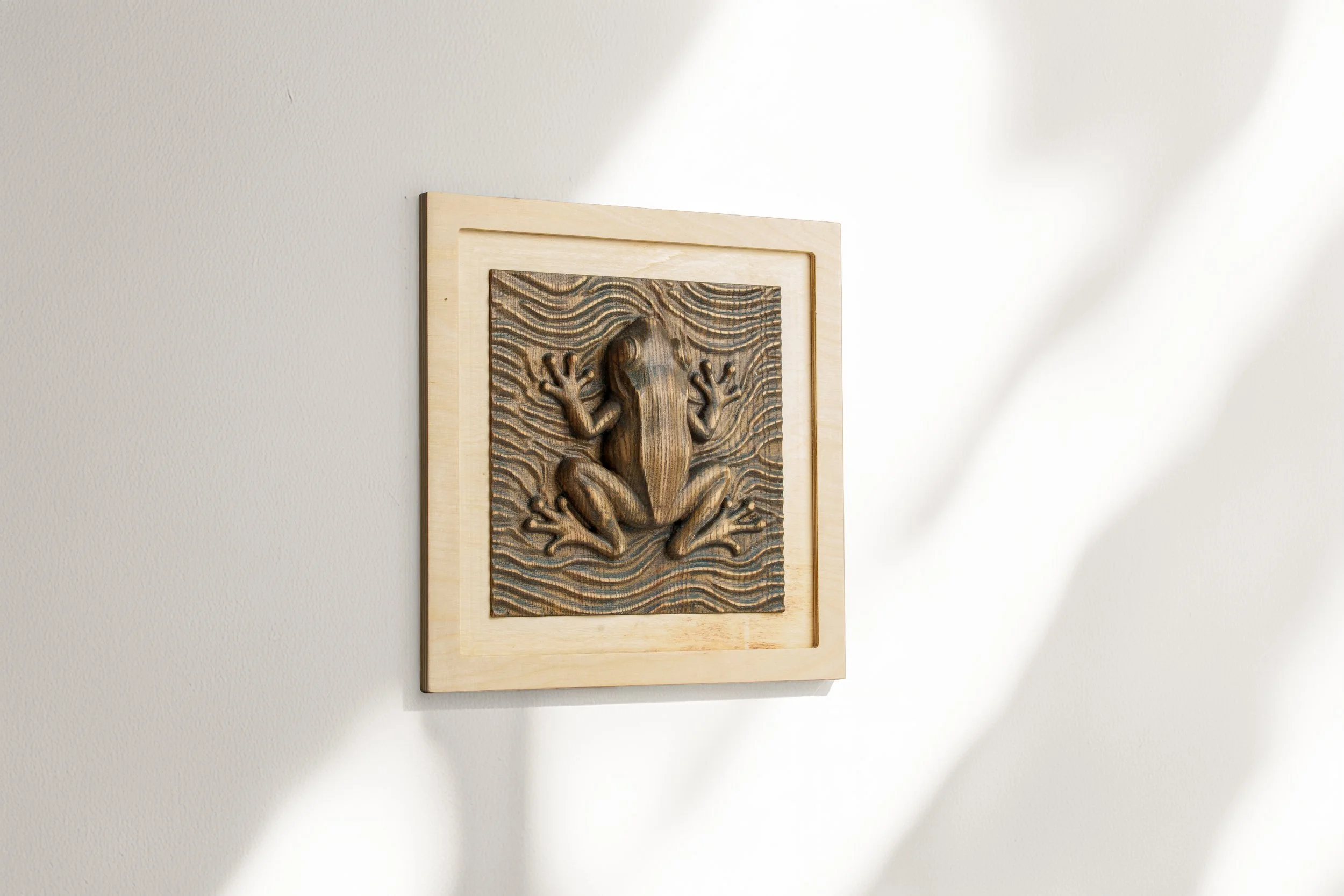 frog-wooden-relief-wall-art.jpg3.jpg