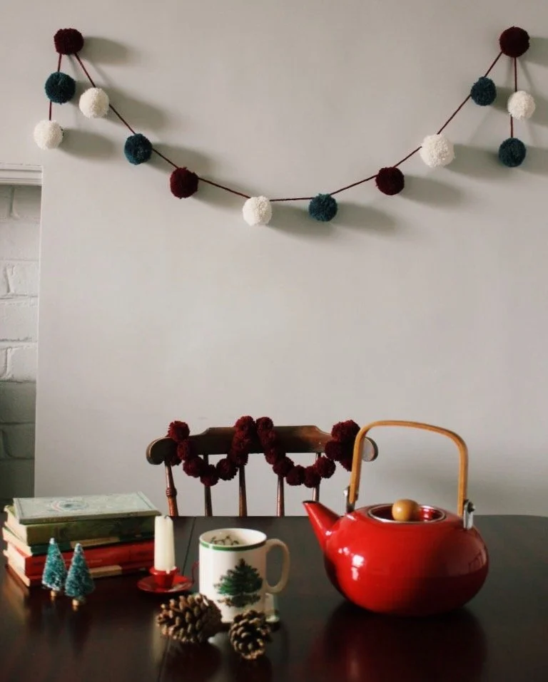 Craft: A Yule Pom-Pom Garland
