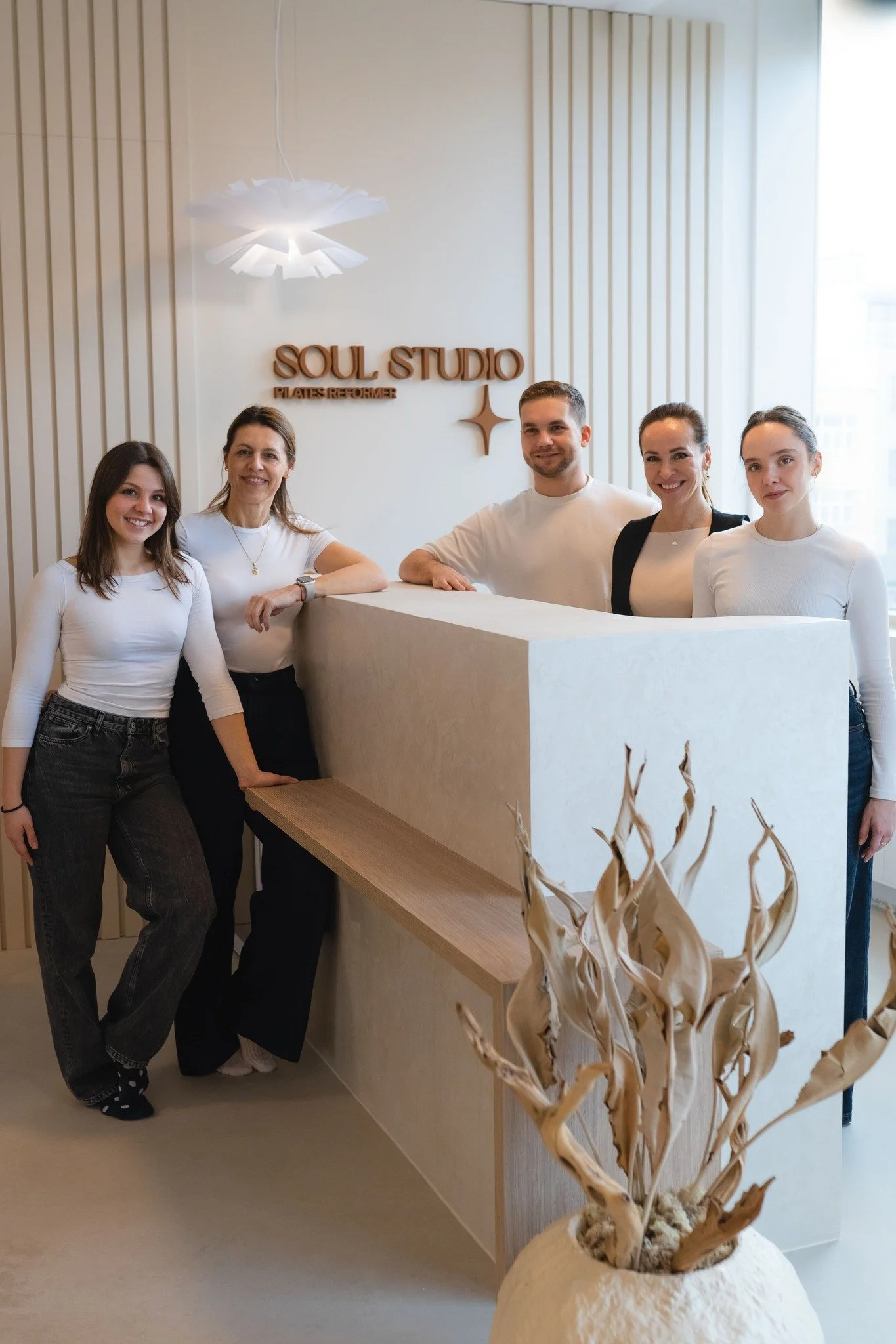 Kr&aacute;sn&yacute; Mezin&aacute;rodn&iacute; den žen. 🌸

Děkujeme v&scaron;em žen&aacute;m, kter&eacute; jsou souč&aacute;st&iacute; na&scaron;eho studia.
Za va&scaron;i energii, s&iacute;lu i jemnost, kterou přin&aacute;&scaron;&iacute;te na každ