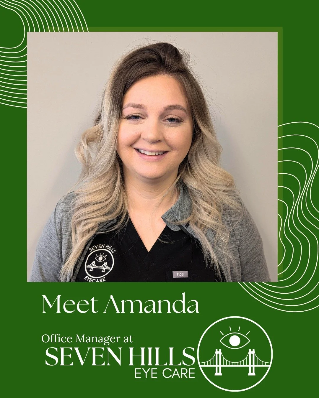 ✨ STAFF SPOTLIGHT ✨ Meet Amanda! 👋
Amanda joined Seven Hills Eye Care as our spectacular Office Manager this past January after 10 years of experience in the eyecare field. 
🦜 Fun Fact: Amanda is an animal lover! She is the proud caretaker of a blu