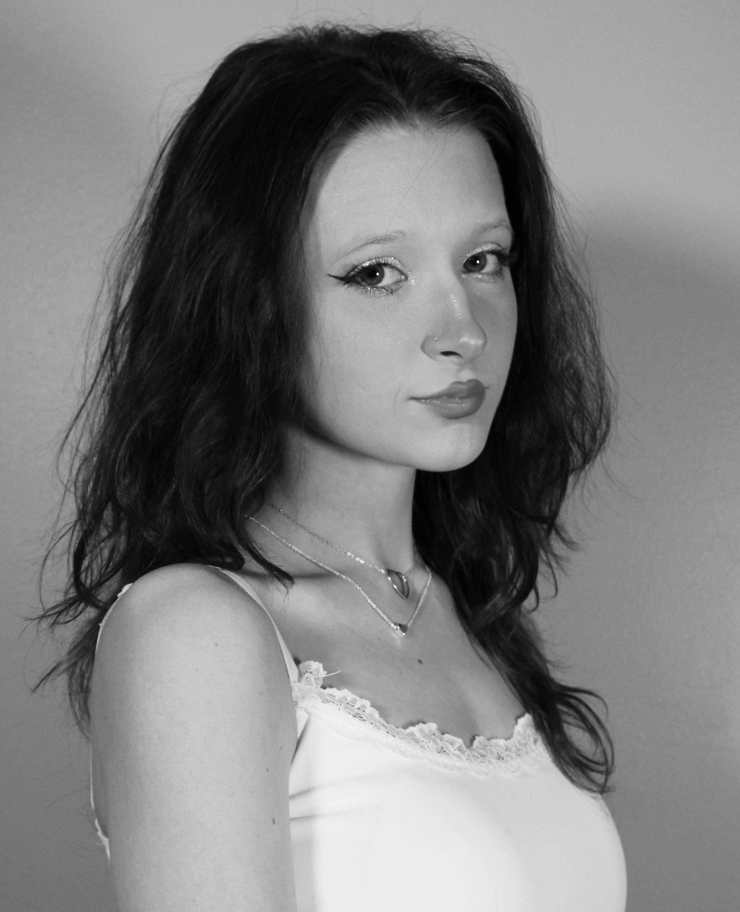 makeup side profile 1.png