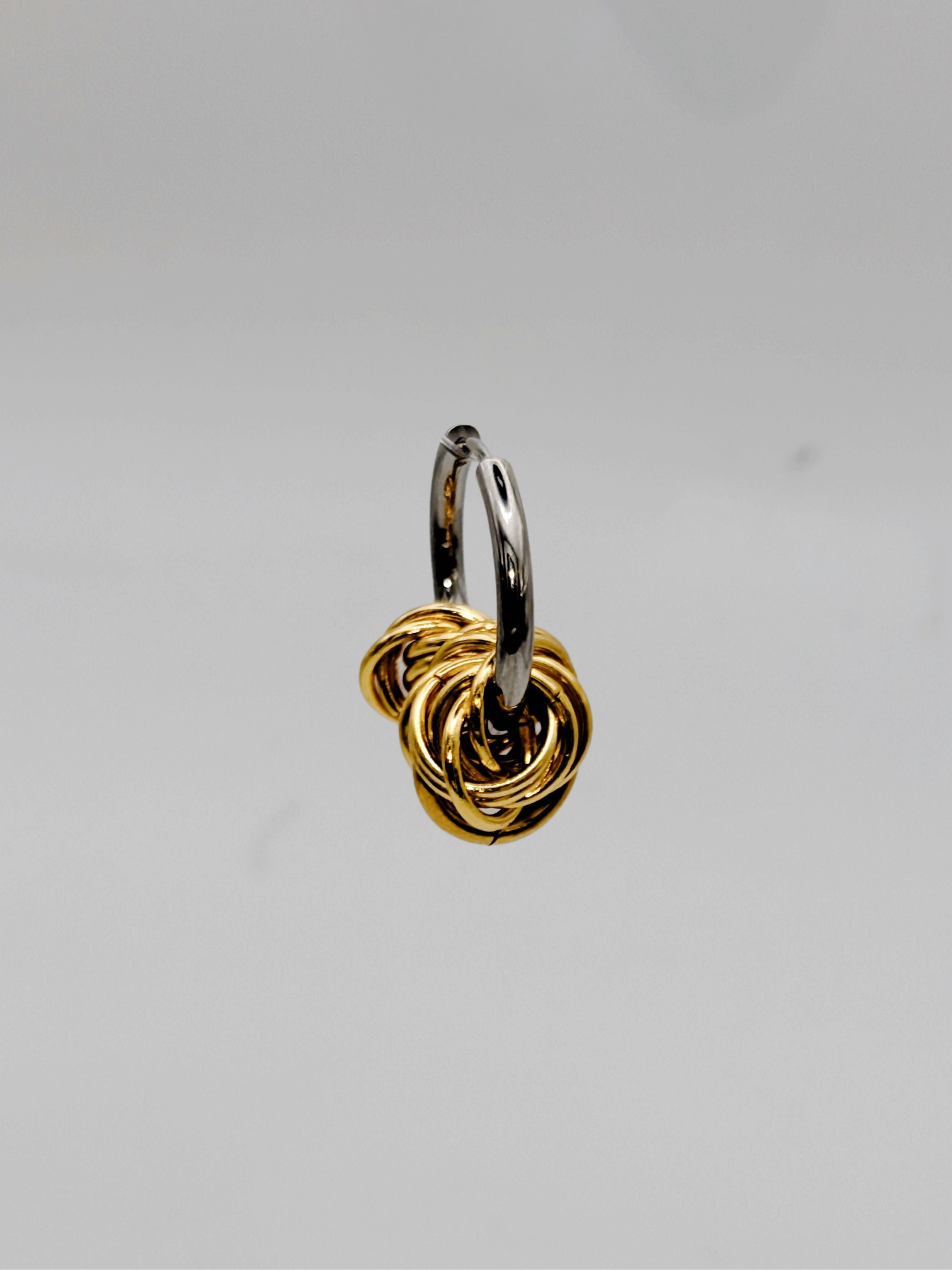 boucles-oreilles-chaine-cotte-maille-metallique-argent-inoxydable-mixte-doré.jpg