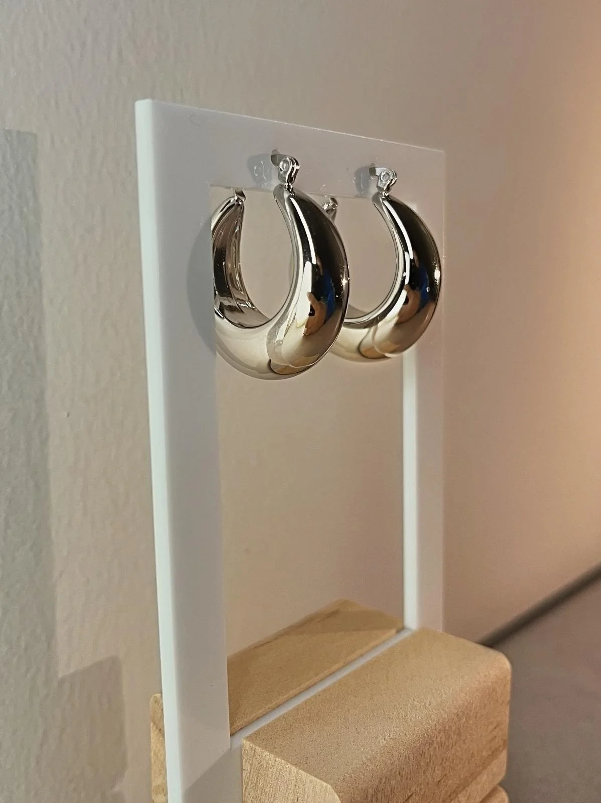 orecchini cerchio bombato argento.jfif