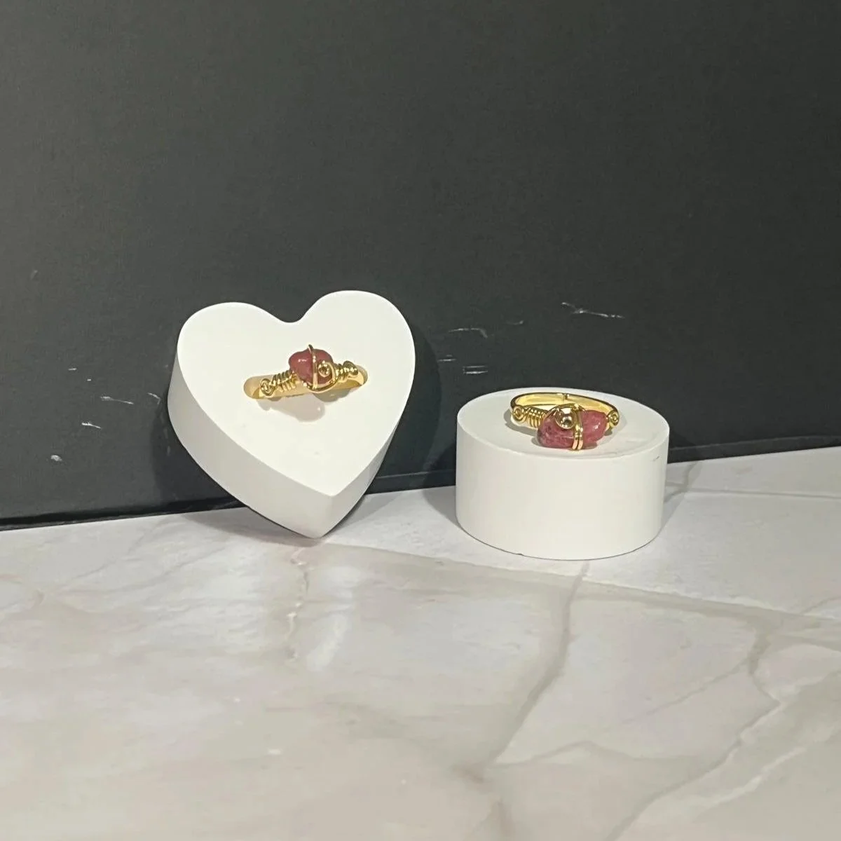 Anello con zircone Rosa Scuro