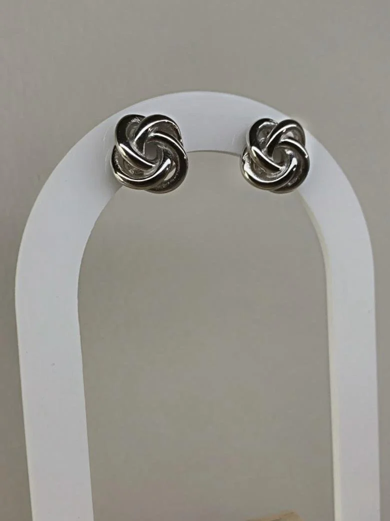 WhatsApp Image 2025-12-04 at 15.38.15 (4).jpeg