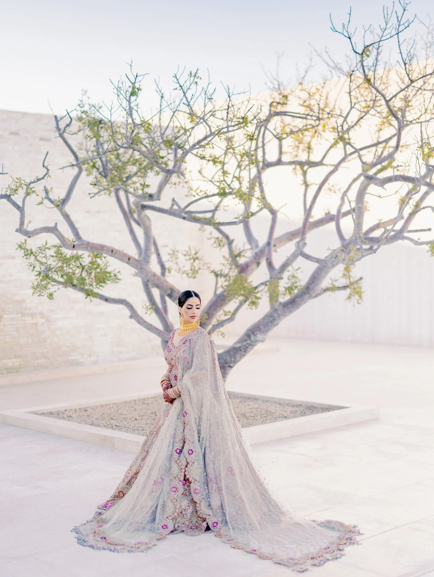 Harleen 

@harleenbal_ 

Photo - Film : @jagphotostudios 
Hair - Make up : @beautyandco_artistry @justabossbabe 
Planner : @destawed @soireewithsifth 
Bride Attire : @rimpleandharpreet 
Mehendi : @maharani_mehendi 
DJ : @simonnsayyss 
MC : @princethe
