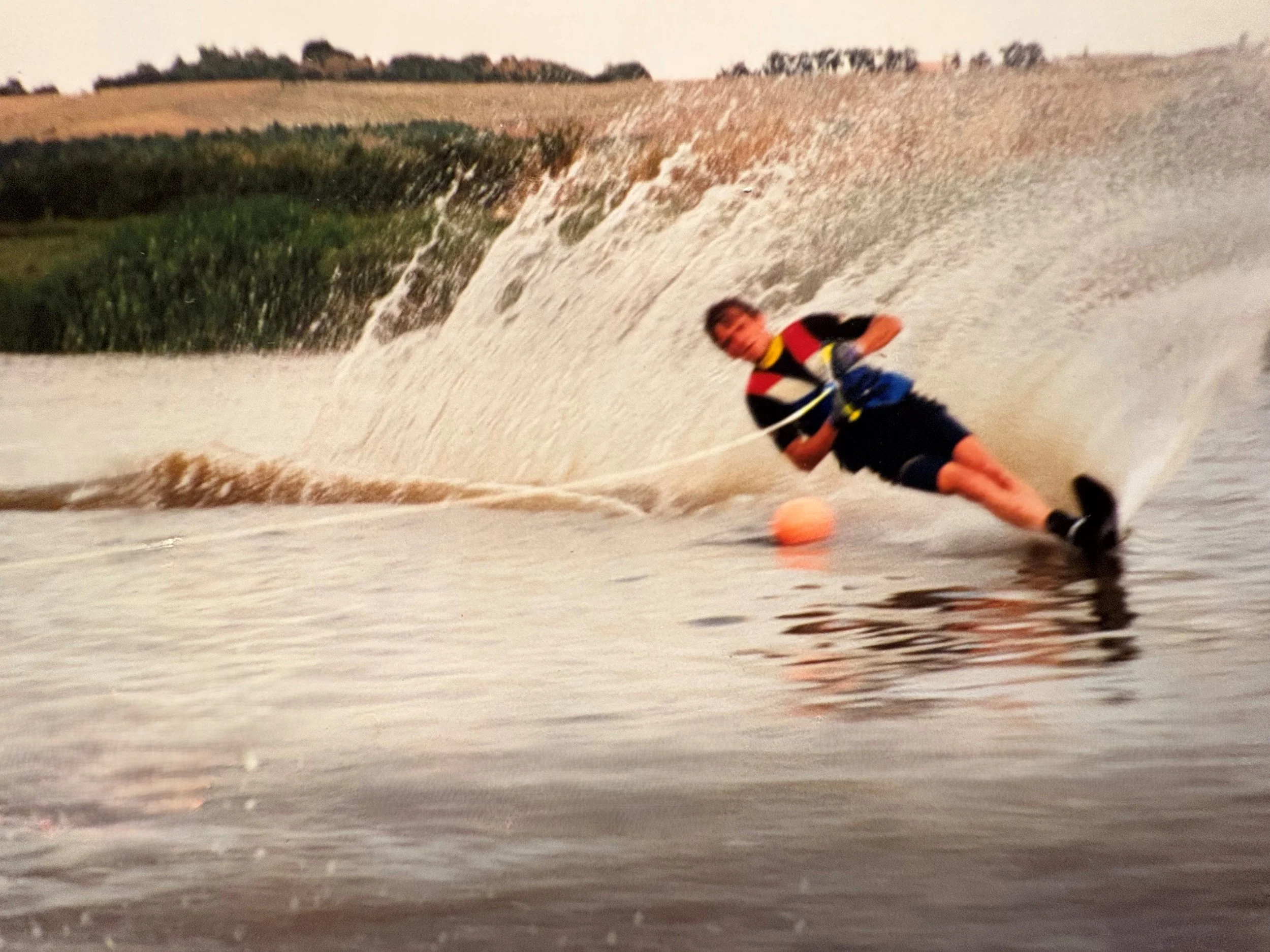 sking around buoy 1.jpg