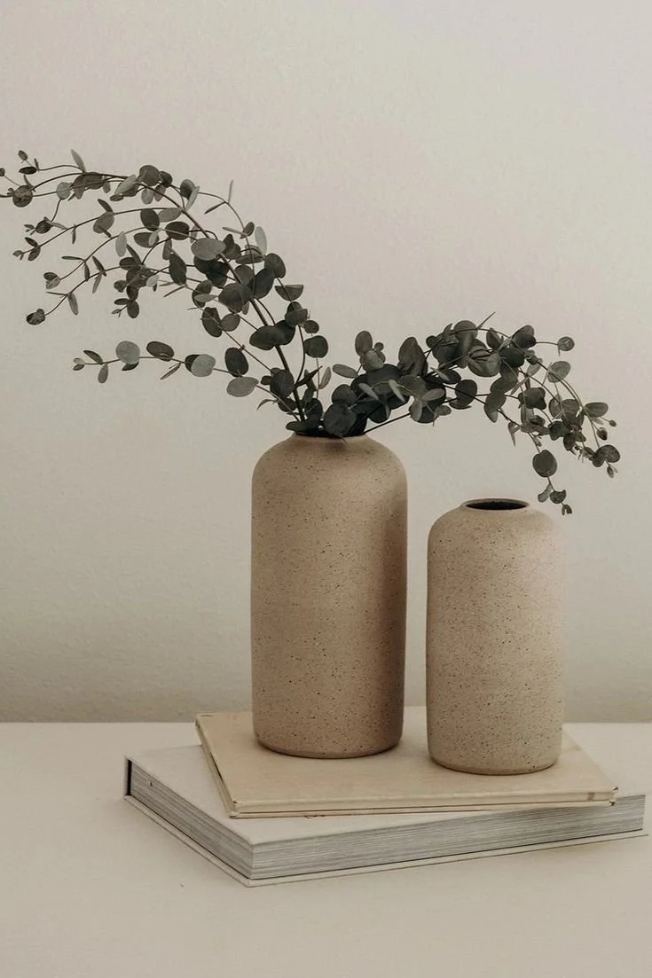 studio-vertige-vases-mineraux-eucalyptus-decoration-naturelle.jpg