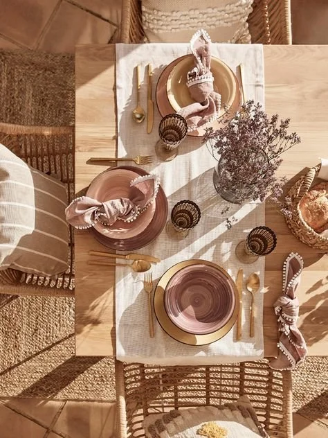 studio-vertige-art-de-la-table-rose-poudre-lin-naturel-decoration-douce.jpg