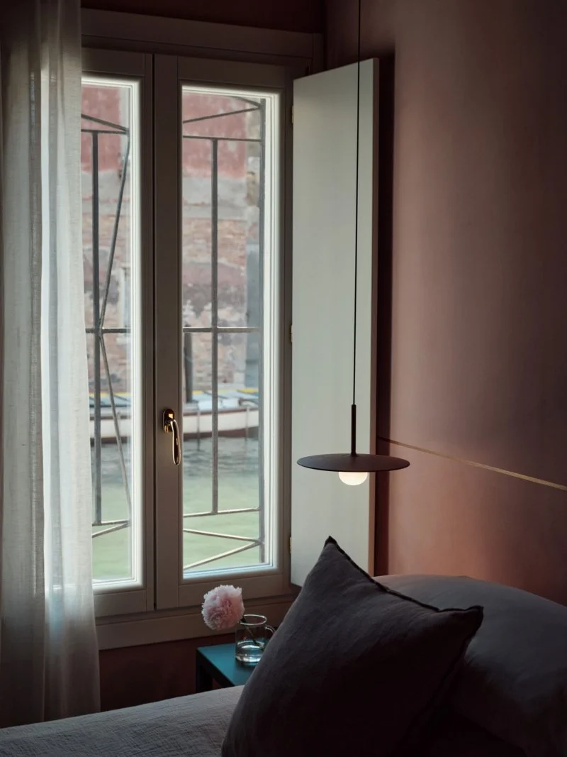 vibia-the-edit-cannaregio-venice-tempo-2-800x1067.jpg