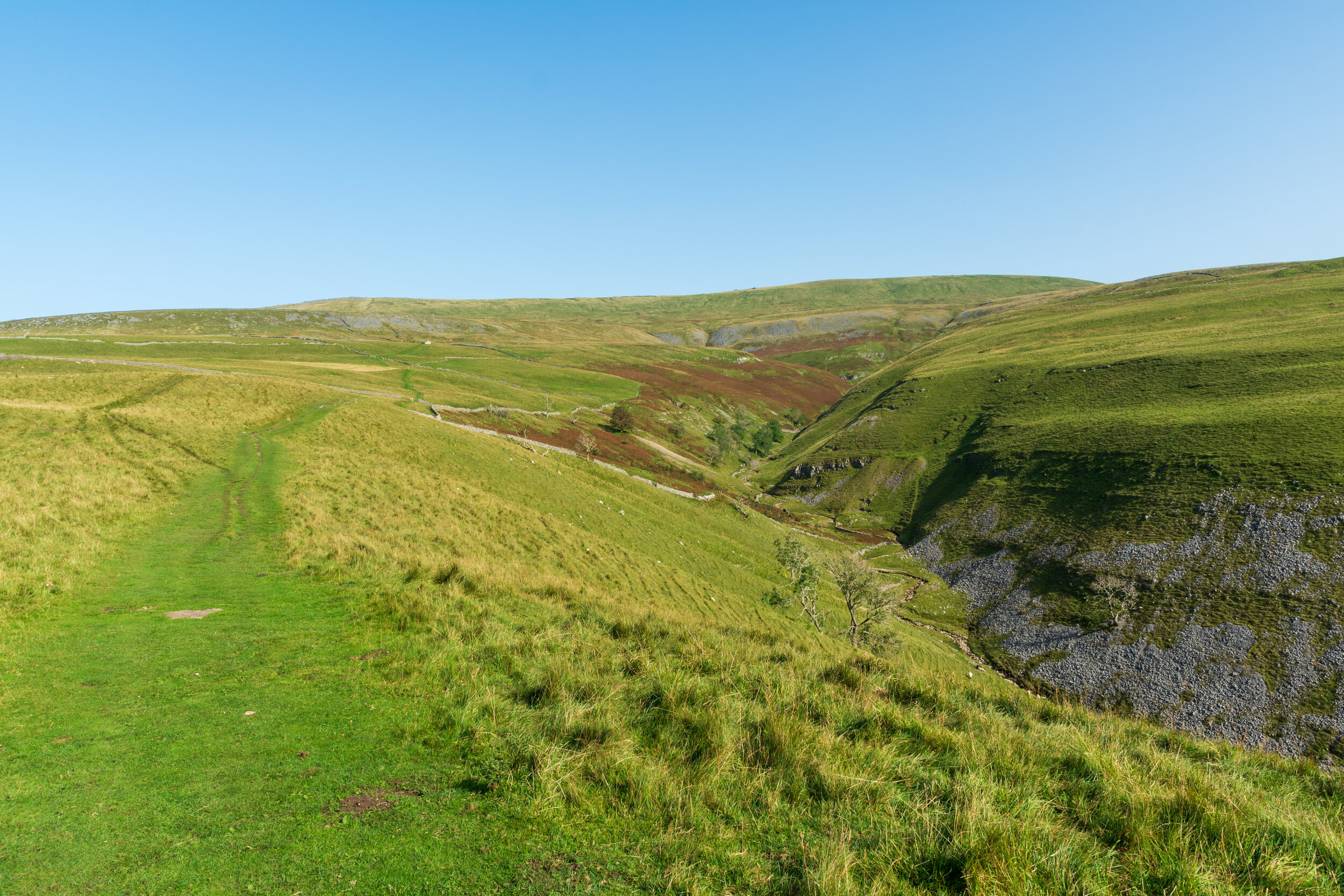 Dowber Gill looks fascinating - I made a mental note to come back and explore