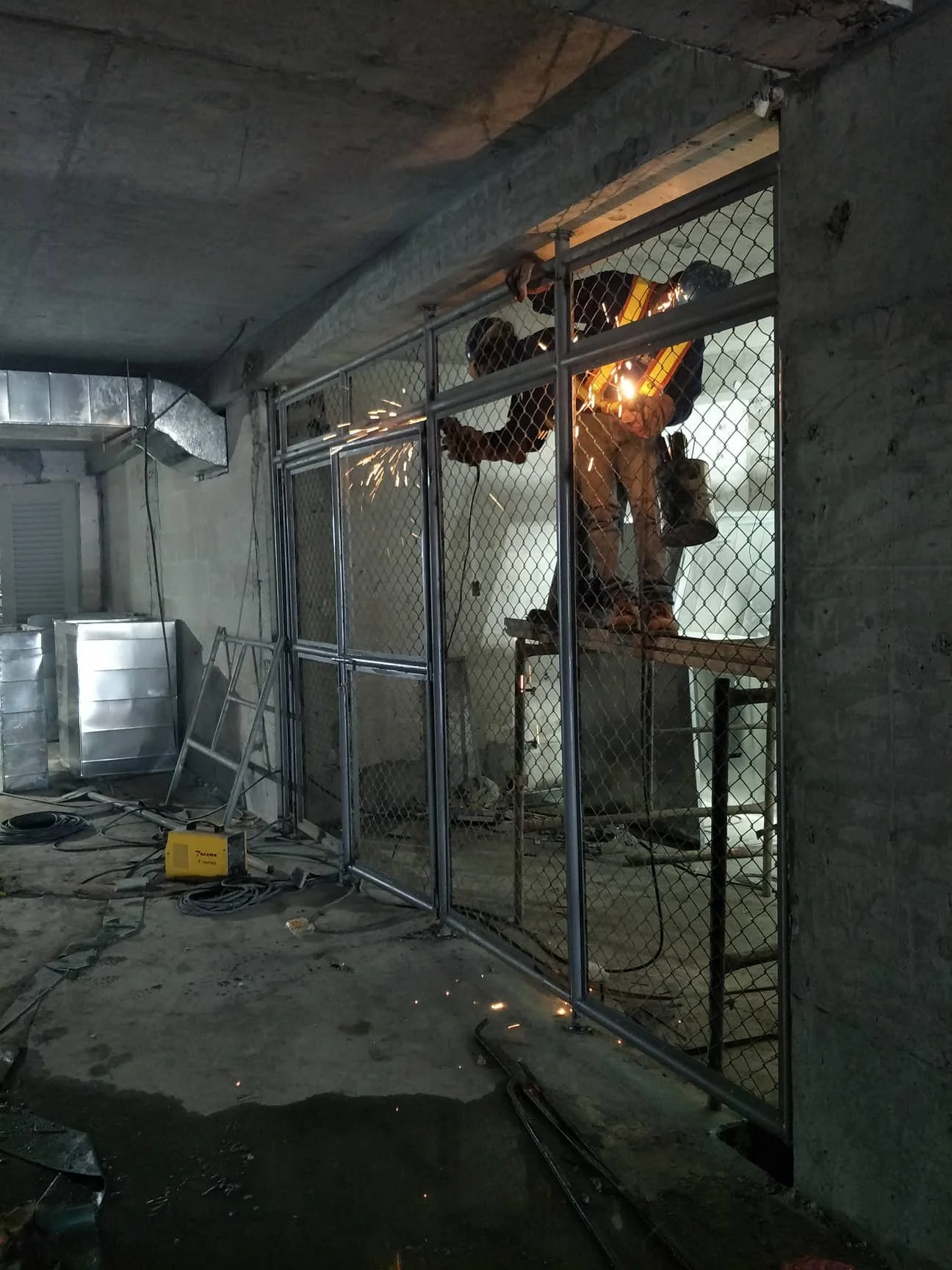 Wire Enclosure 2.jpg