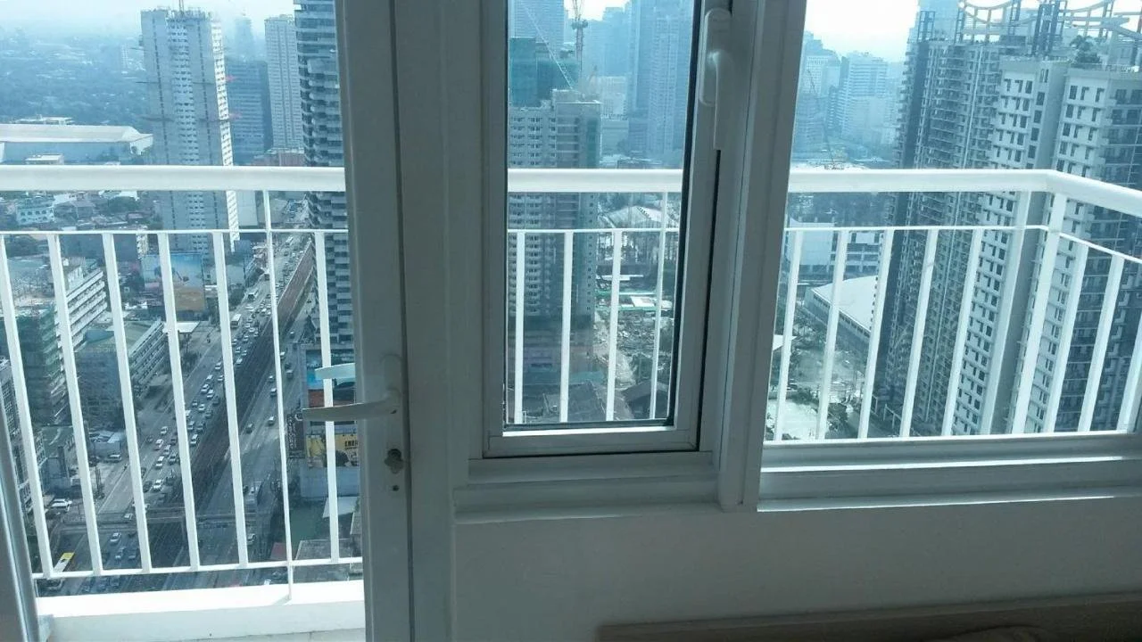 Balcony Railing 2.jpg