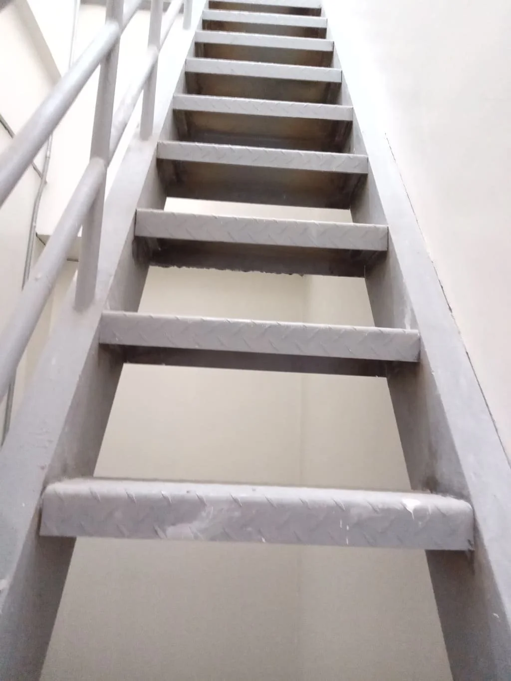 Access Stair to Roofdeck.jpg