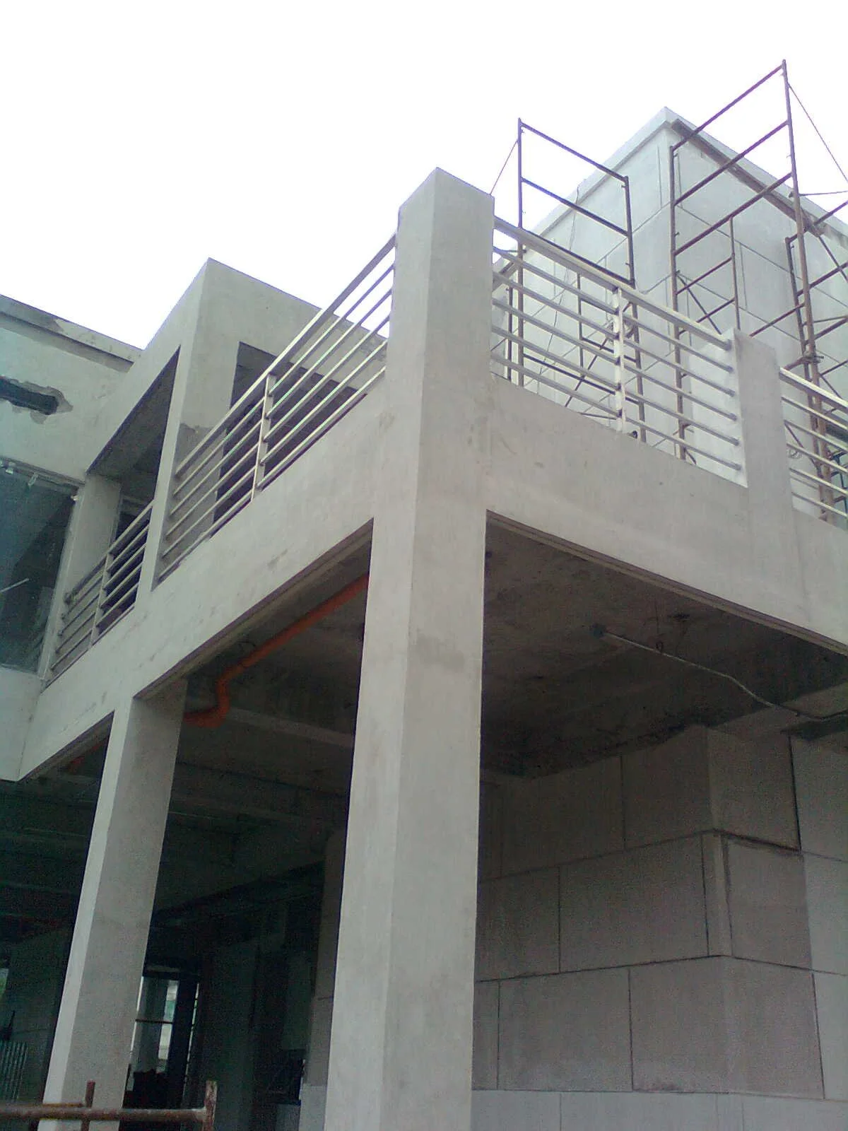 south 2nd flr railing.jpg