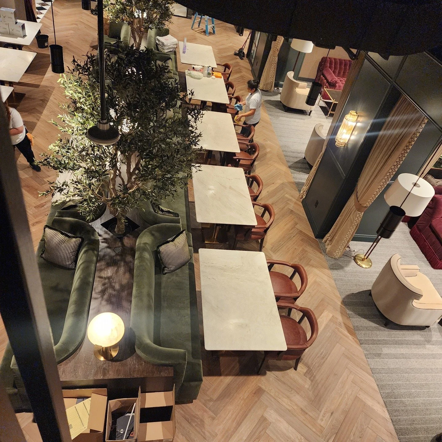 Classic. Custom. Impeccable.

A luxury herringbone install designed for a private club that values detail, quality, and timeless style.