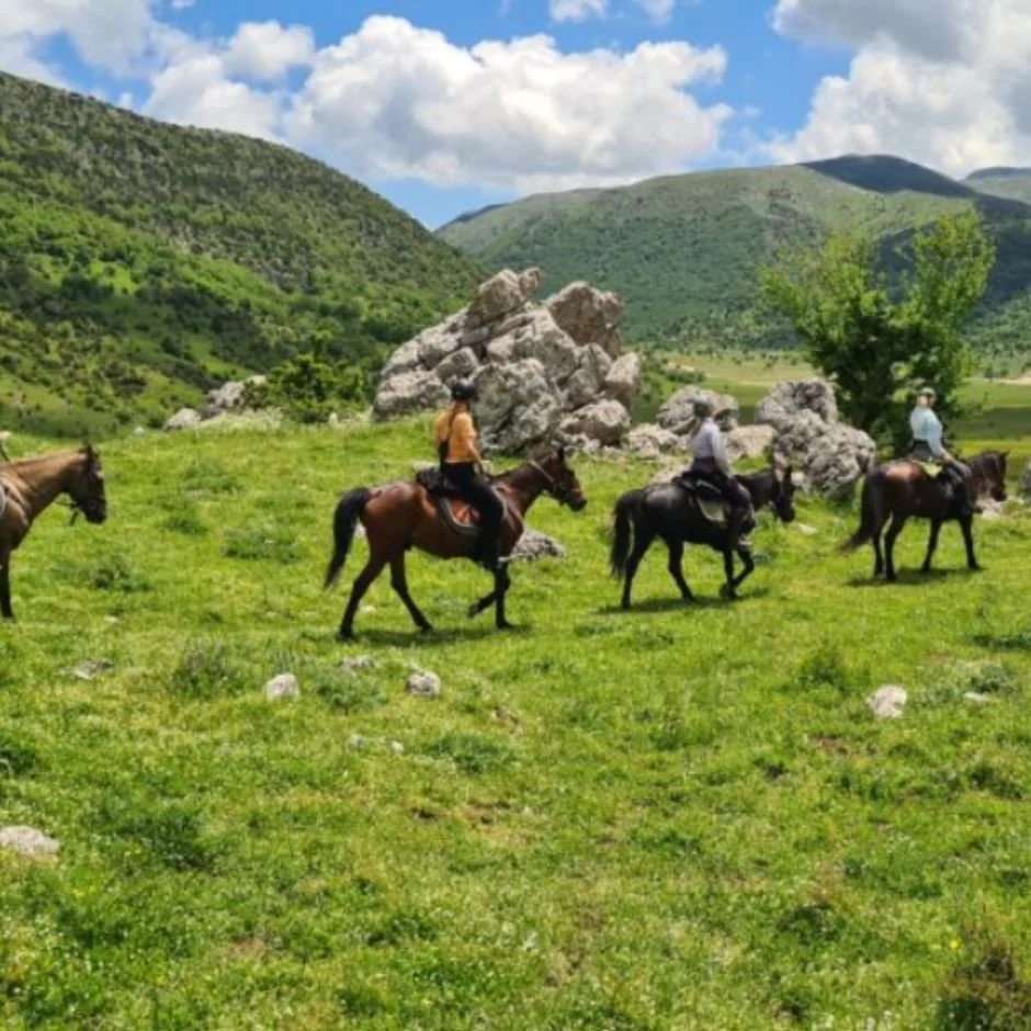ALBANIA: Zagoria Pathways  €1,380