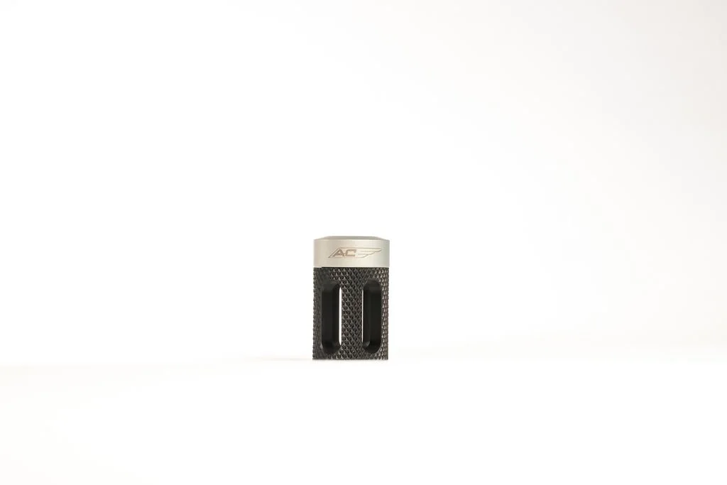 ArtCyclesShortPegsWhiteBackdrop-077.jpg