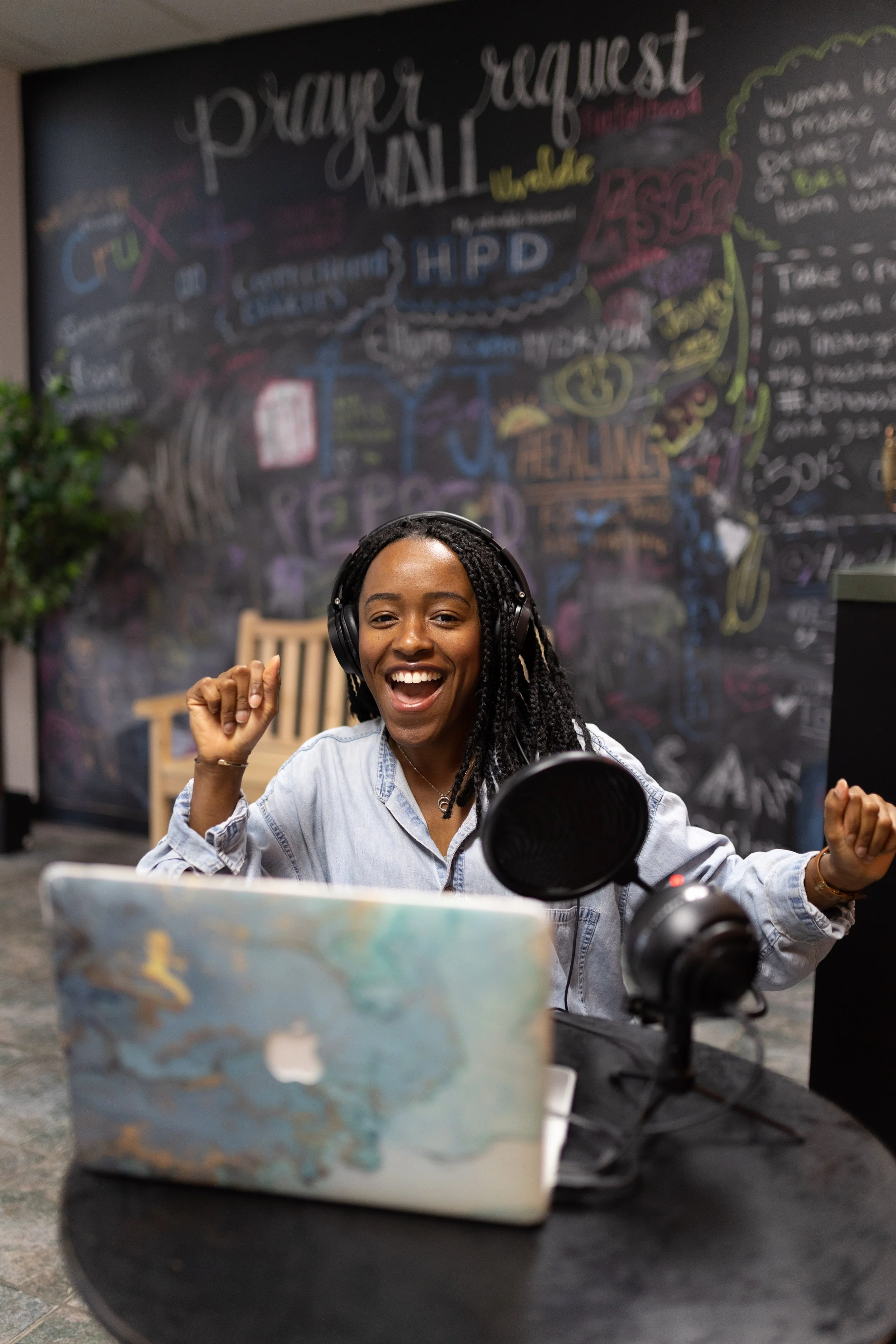 Stephanie Bright is a podcast host and has a Podcast Course