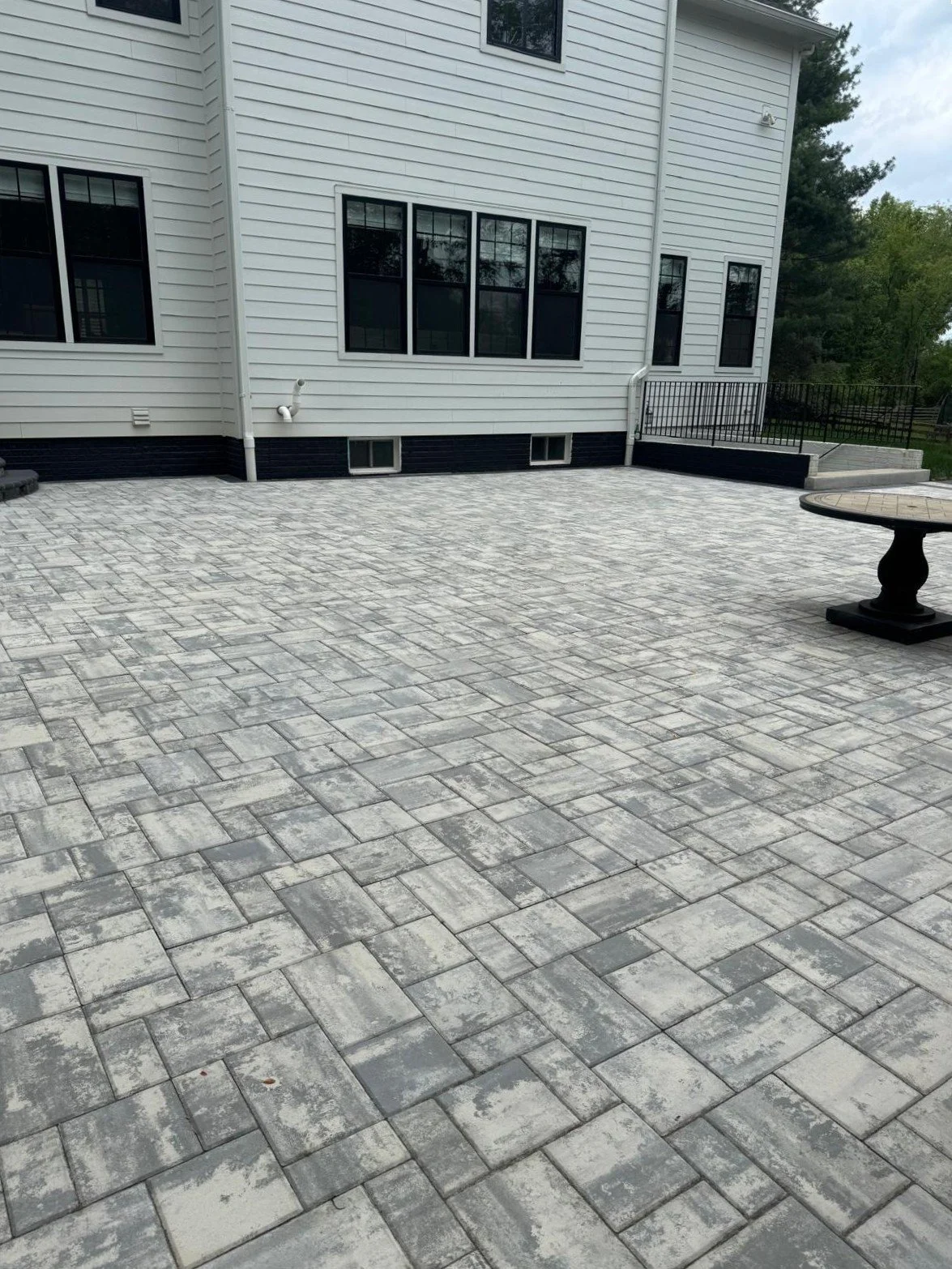 Paver Patio 1.jpg