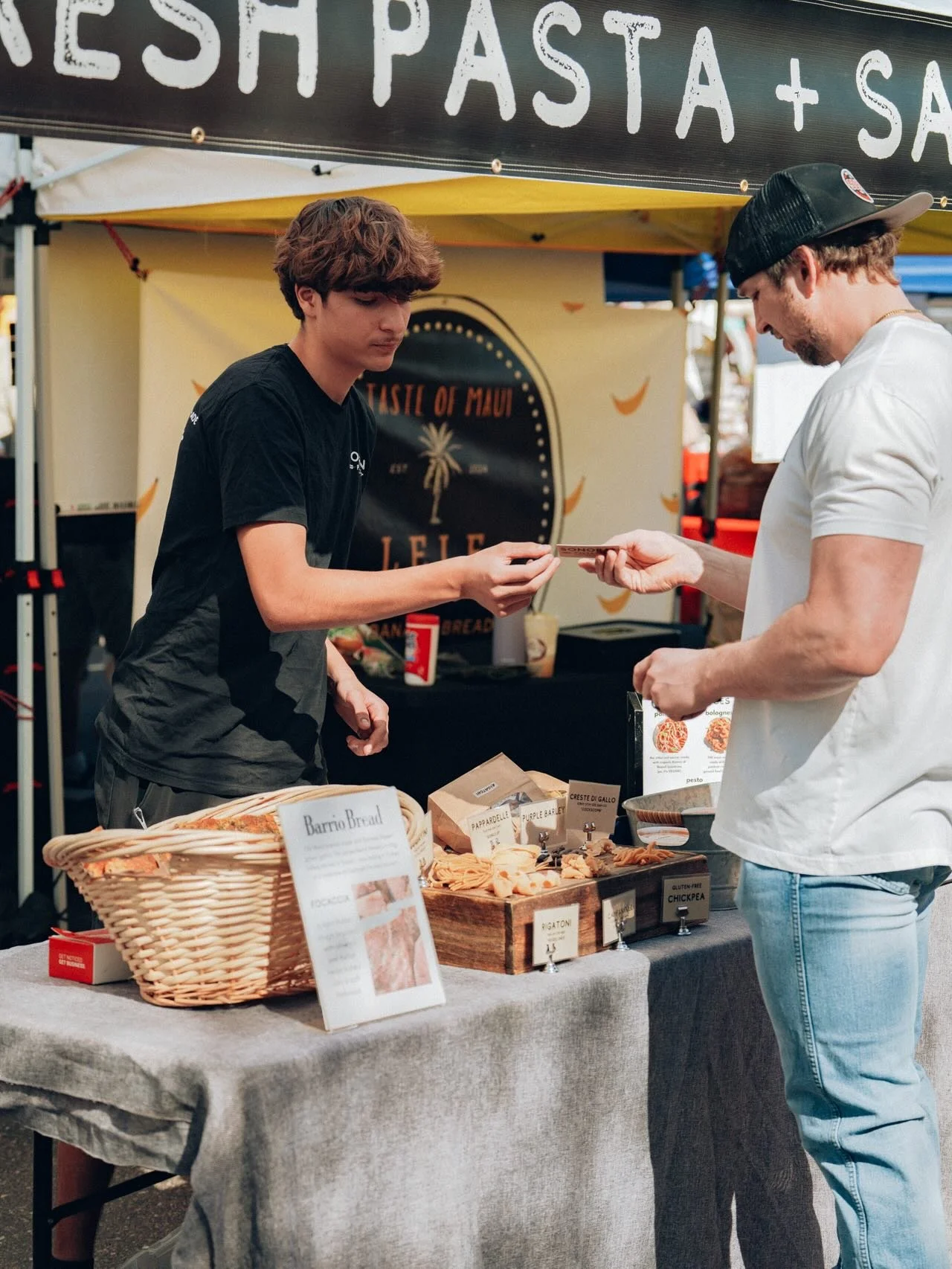 Sonoran Pasta. The Puddin Man. Fresh tomatoes straight from the farm. Tomorrow at Eastmark. 🍅

Not all of your favorites will be here every Saturday this summer so check our weekly lineup and stock up when they are!

Saturday | 7am - 11am

📷 @digit