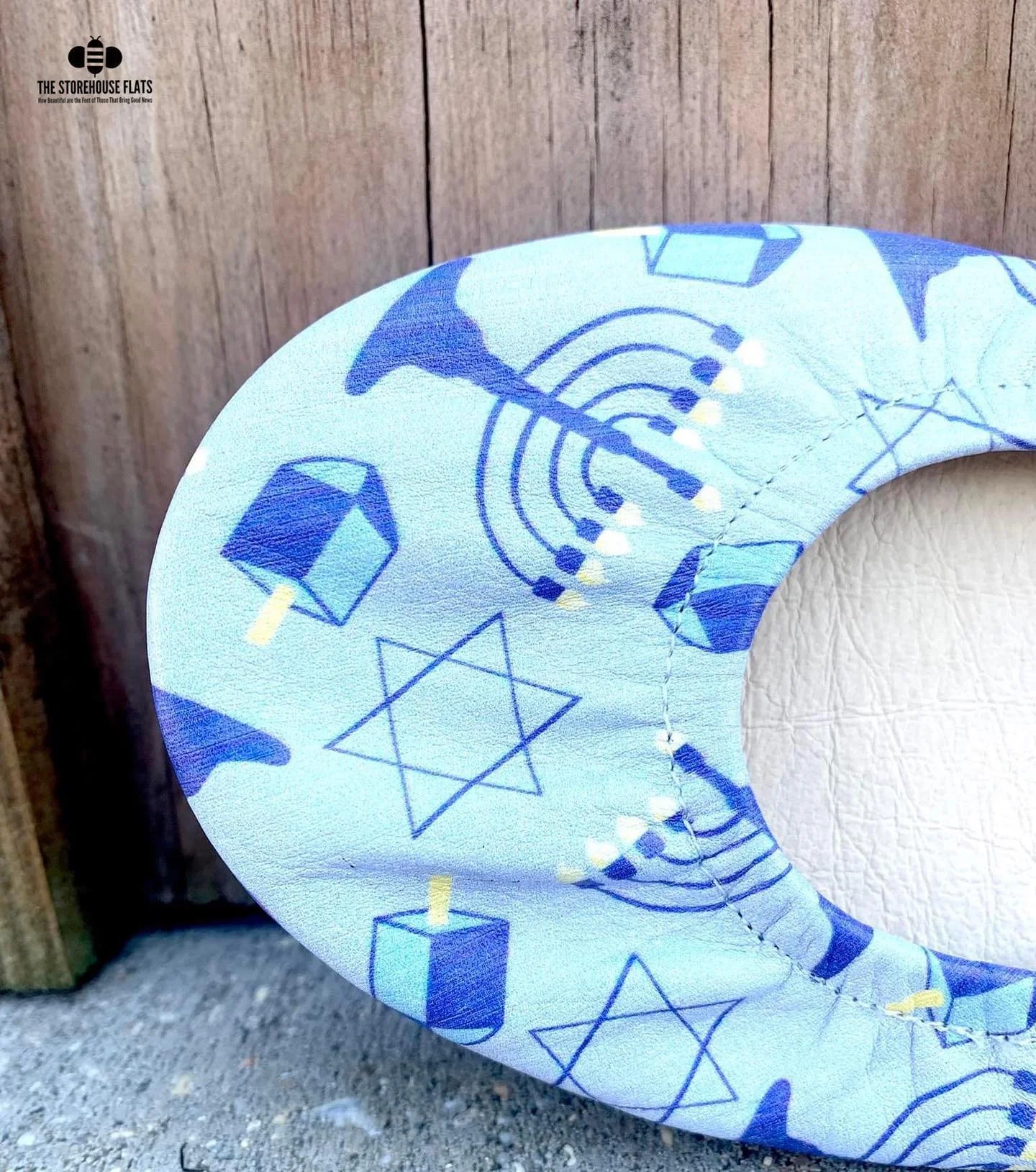 INTRODUCING HANUKKAH! 🕎 

Here at The Storehouse, we took last several years and learned about the traditions of Hanukkah. We hope these make your season even a bit brighter. These are a light blue printed classic with dark blue and yellow printing.