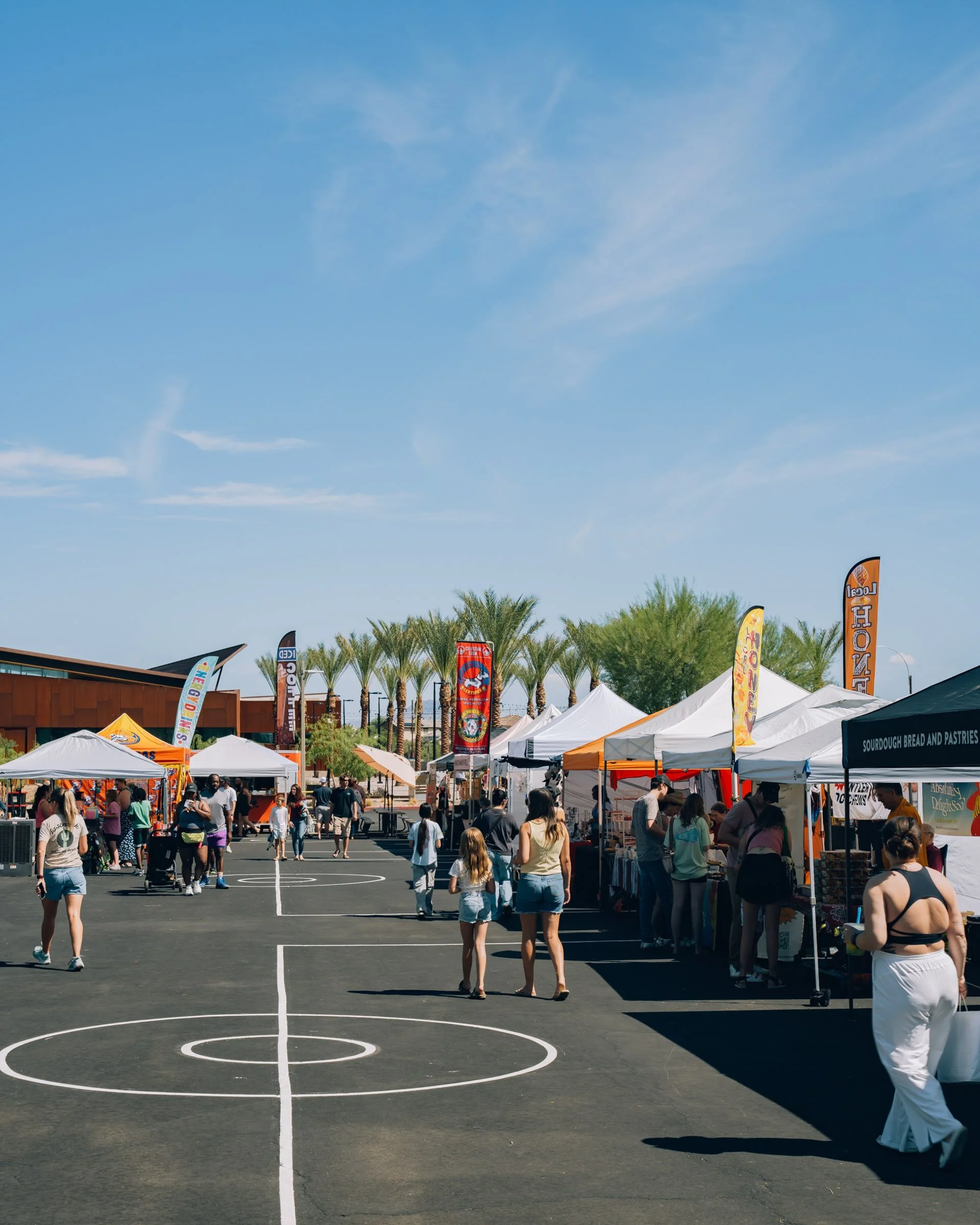 The tents are up, the tables are stocked and all we&rsquo;re missing is you!

We open at 7am so come early for the best selection and beat this heat! See you soon! 

Eastmark Great Park
5100 S. Eastmark Parkway

📷: @digitalsunriseaz 

#eastmarkfarme