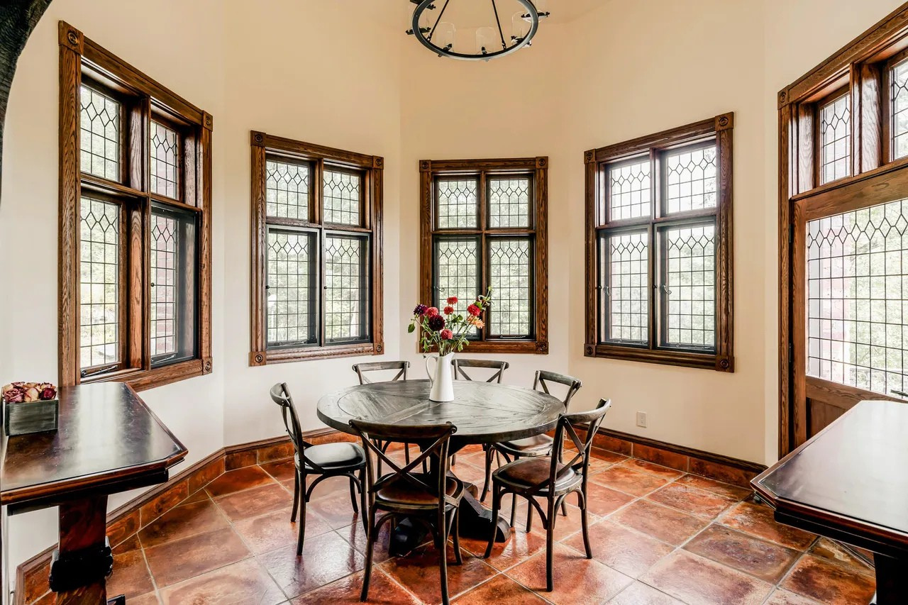 Kitchen Nook Castle.png
