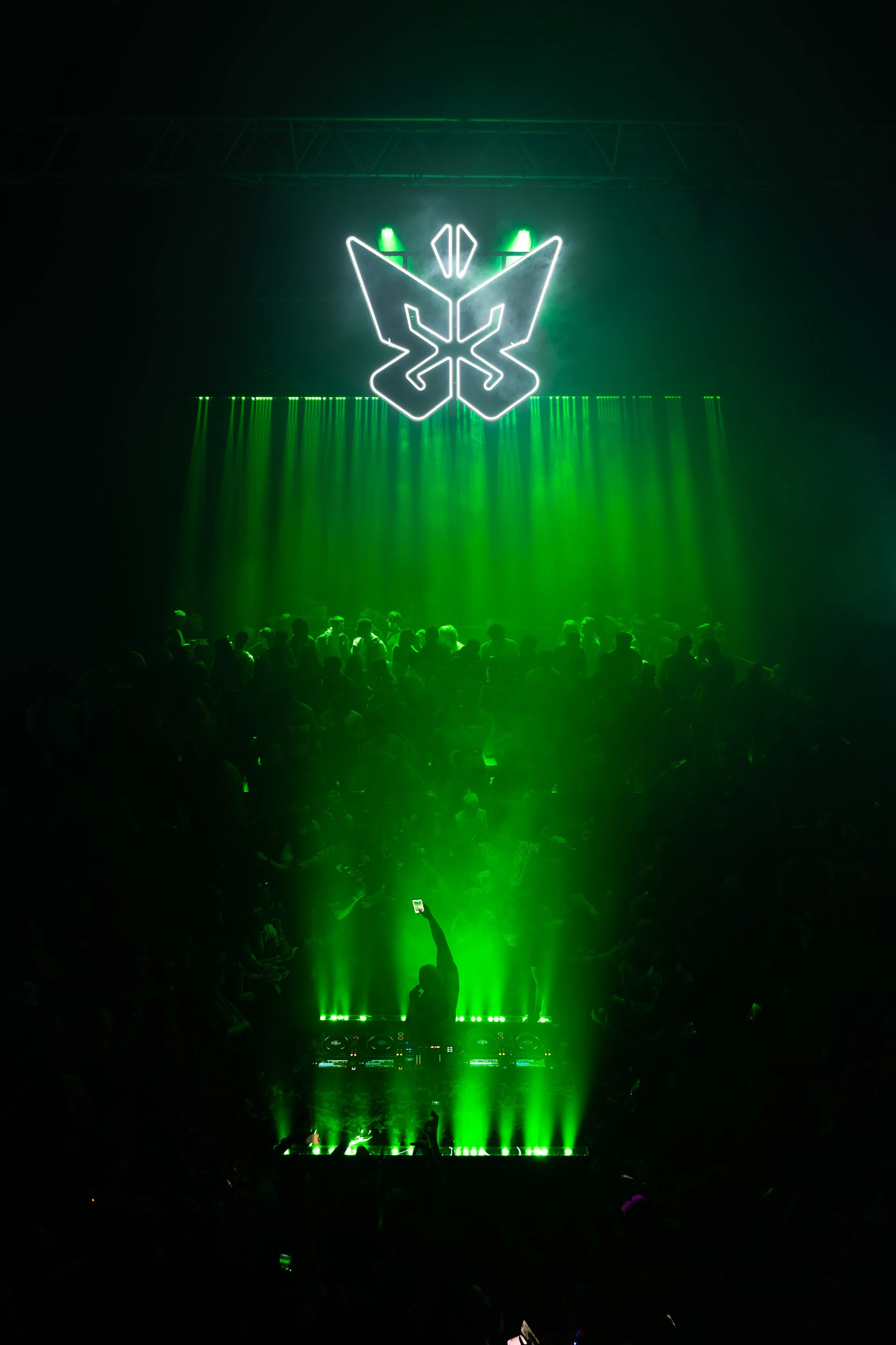 Schak 
-
Home Town Christmas Weekender 
-
33.wav
-
Full Production Design, Program & Operation
-
2025 Pictured