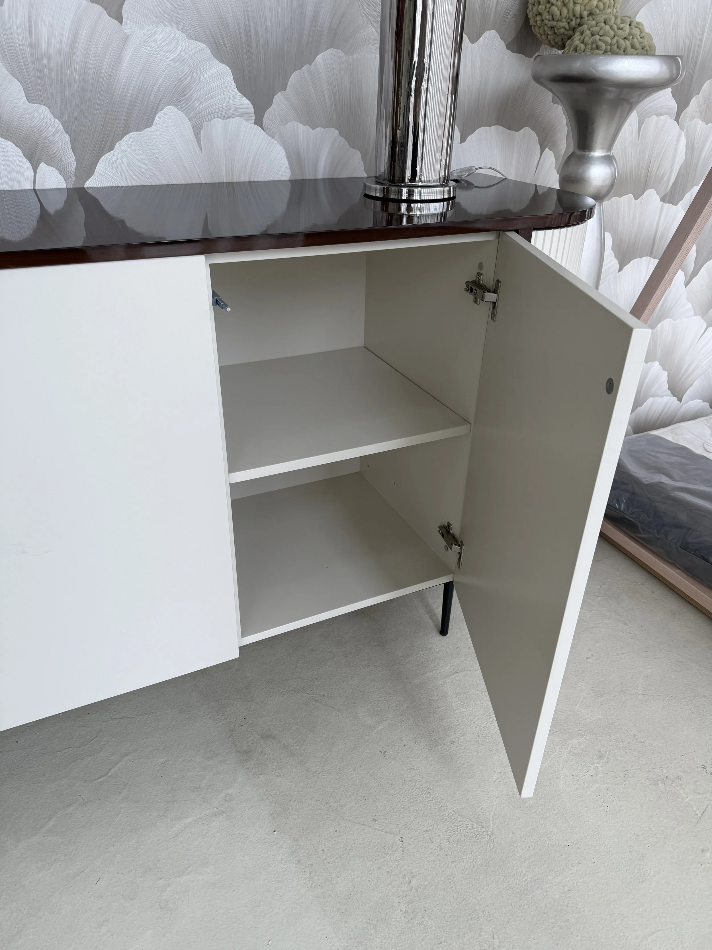 aparador lacado eucalipto (3).JPG