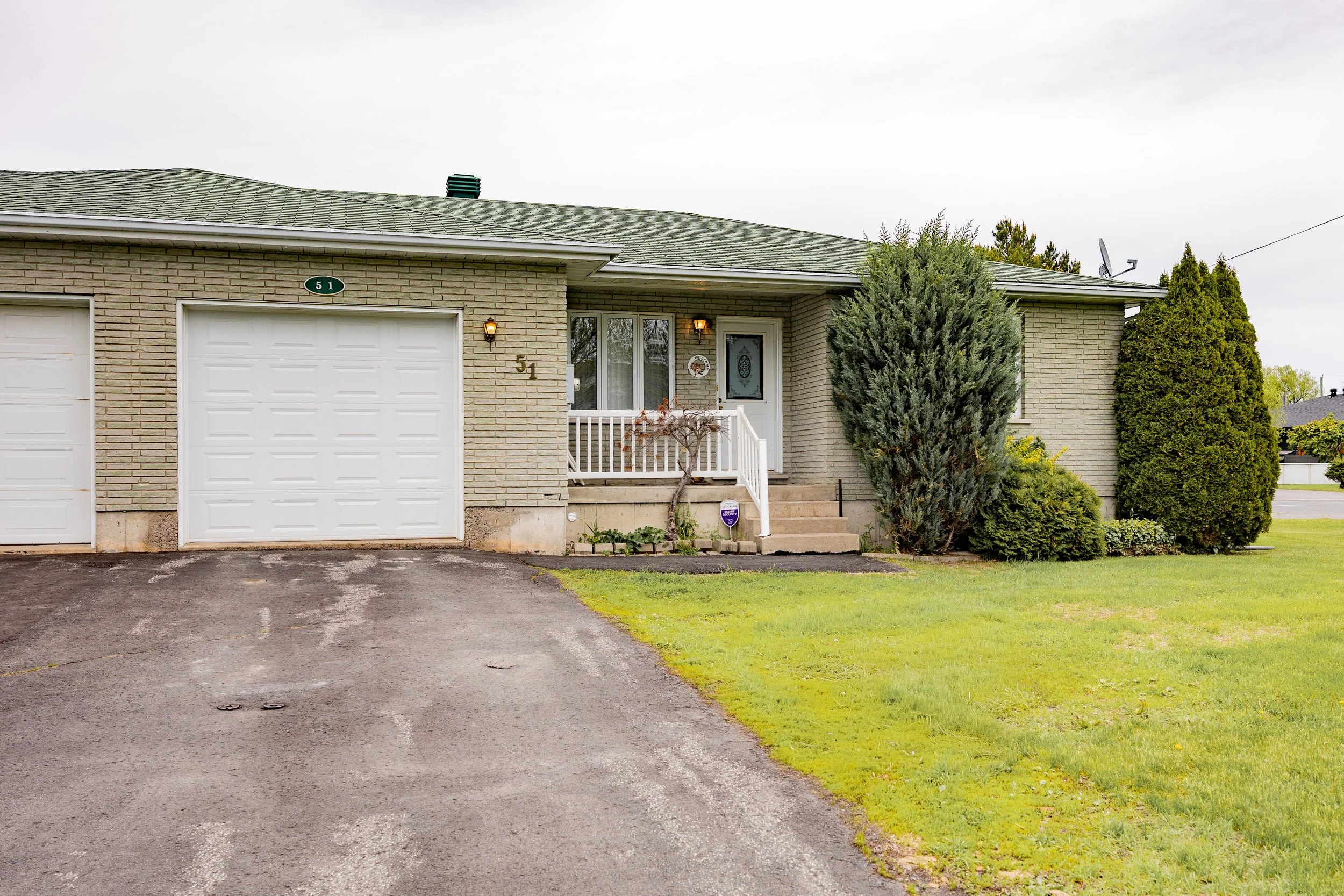 51 SANDFIELD AVENUE N
North Glengarry, Ontario K0C1A0