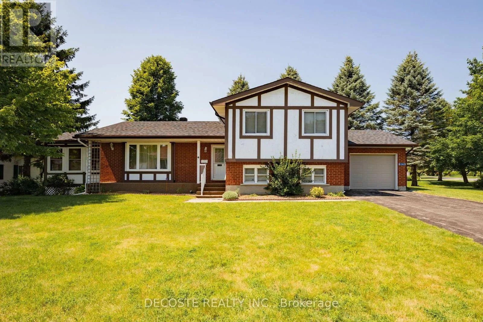 6281 Graham Court South Glengarry, Ontario K0C1E0