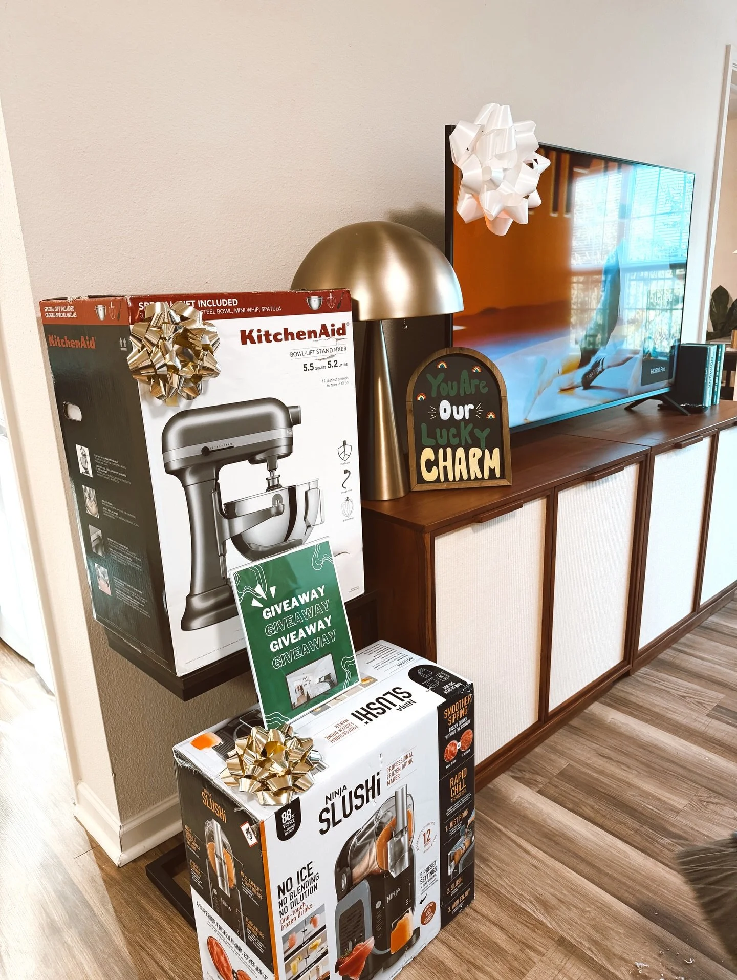 A big thank you to everyone who came out to our Open House and toured our upgraded units! We loved getting the chance to meet so many of you and show off everything that&rsquo;s new here at The Grove. 🏡✨

A special shoutout as well to Pop Spot and t