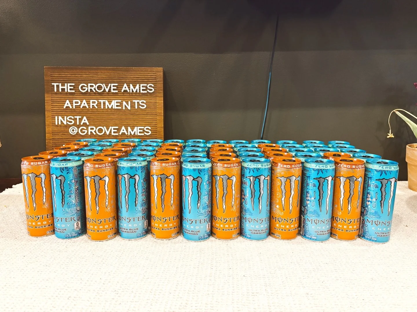 ⚡️ Surprise delivery ⚡️

Monster Energy just stopped by and hooked up our residents with FREE drinks! 🙌

If you need a little boost to get through your day, stop by the front desk and grab one while they last! 🖤💚

First come, first served, don&rsq