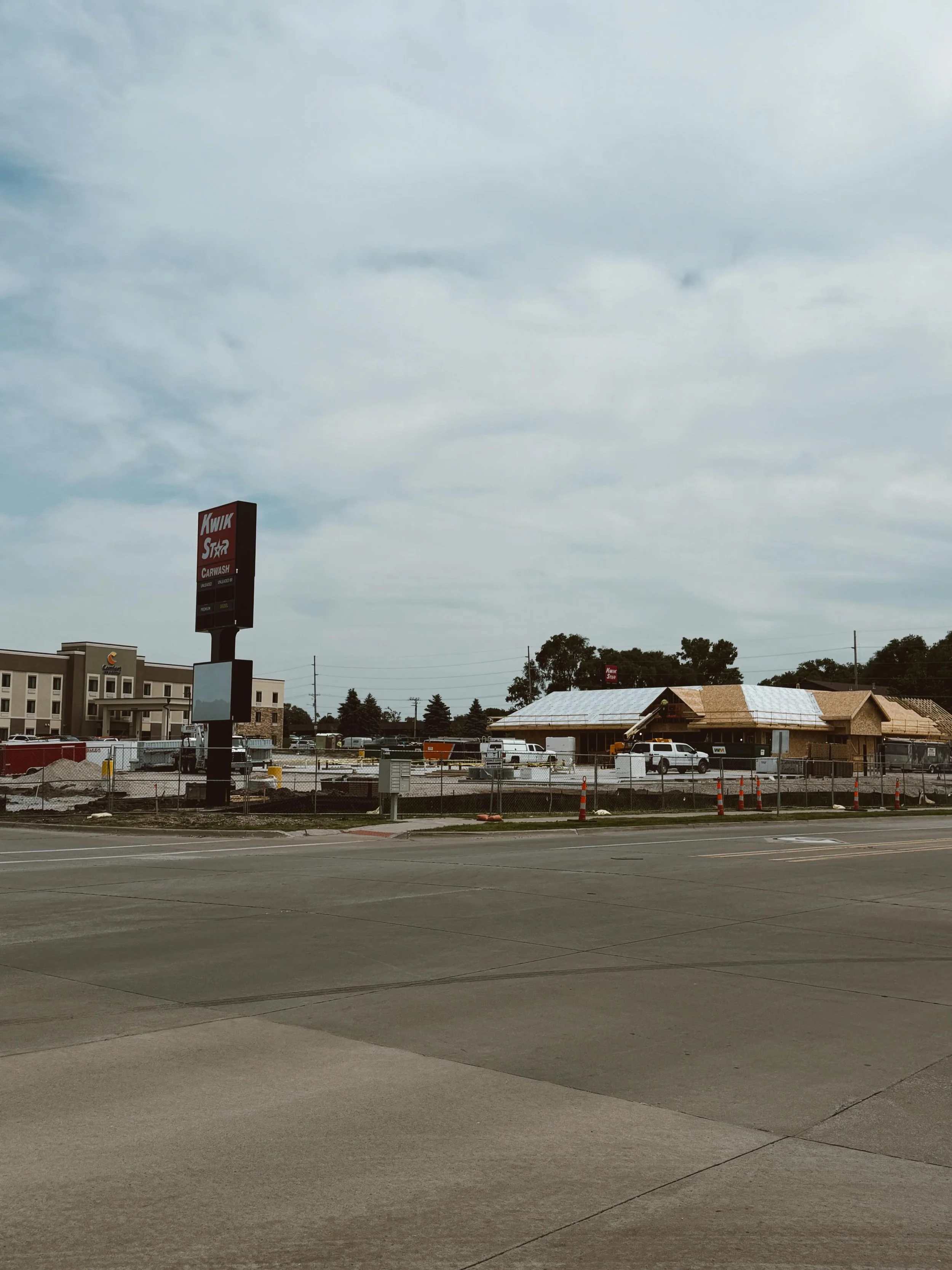Not only are our units being fully renovated&hellip; but convenience is getting an upgrade too 👀✨

A brand new Kwik Star is being built right across the street from The Grove Ames! From late-night snacks to morning coffee runs, everything you need w