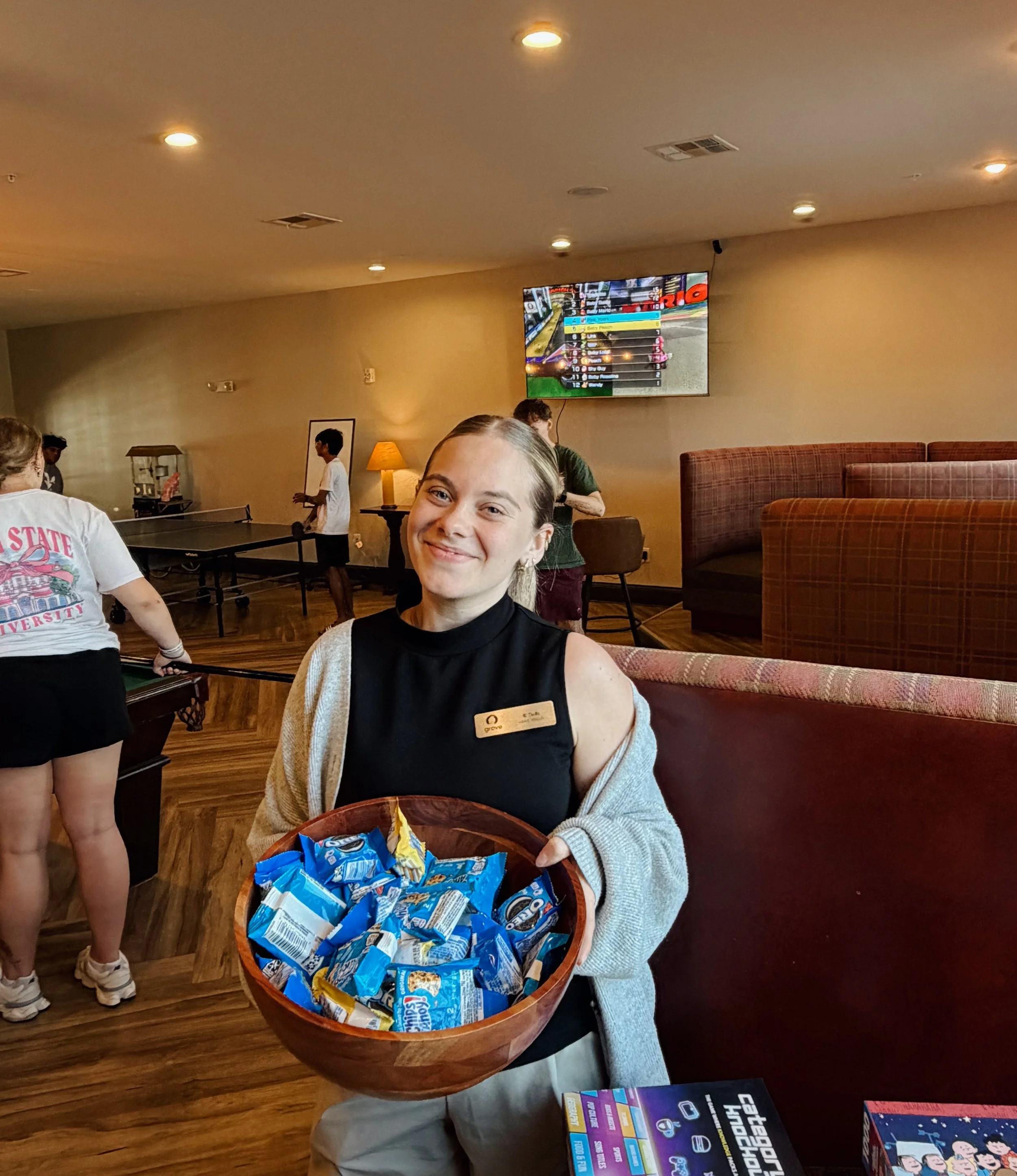 🎮 GAME NIGHT IS HAPPENING NOW! 🎮

Come hang out in the Game Room, meet your neighbors, and enjoy a drink + snack on us! 🥤🍿

We&rsquo;ll see you there! 👋