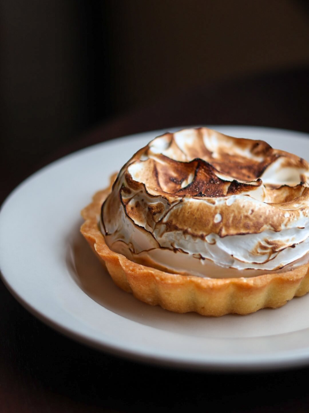 Cozy desserts for cozy weather🧣

Pecan Coconut Cream Pie - Chilton Co. pecans, coconut, cream, pie (yummmm)

Apple Cake - layered, baked, and bruleed apples with cinnamon ice cream

#essentialbham