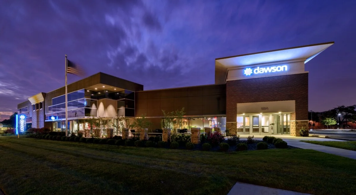 01 - Dawson Night.JPG