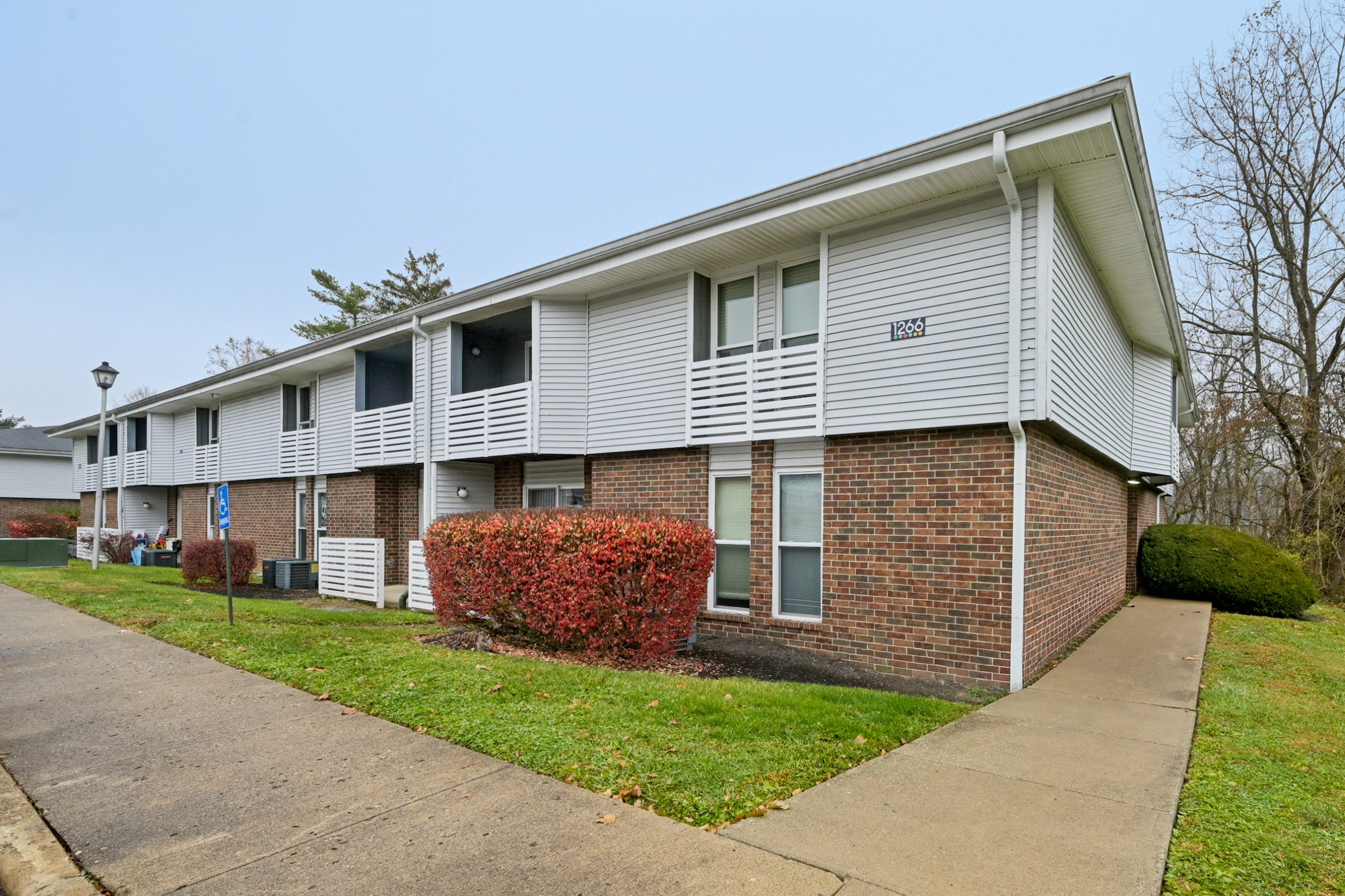 33-web-Sheridan Dr-S2111-025 2.png