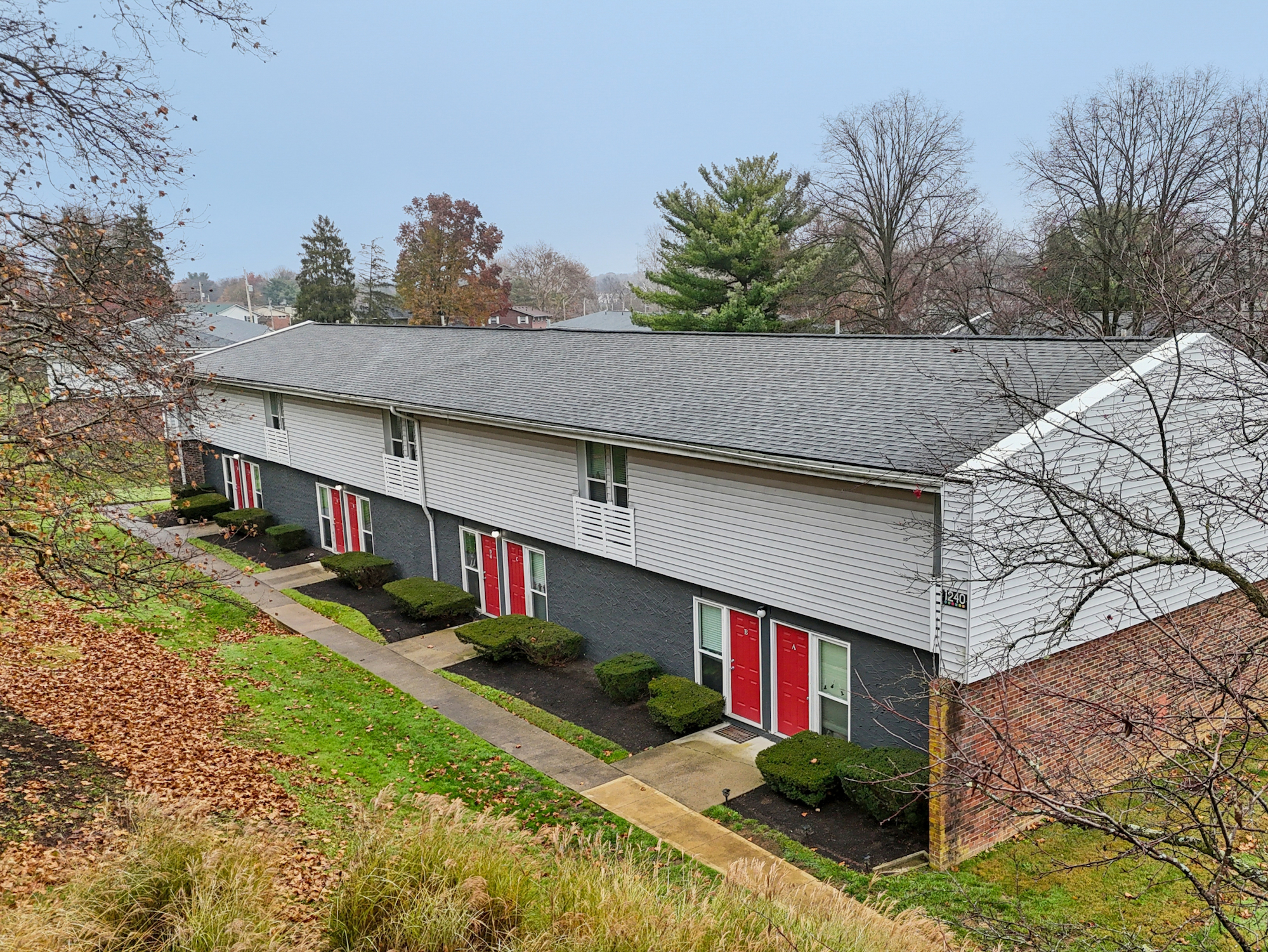 42-web-Sheridan Dr-S2111-034 2.png