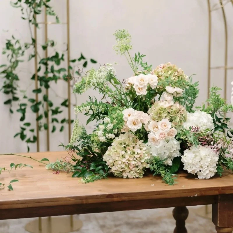 Flowers decoration on the wooden table