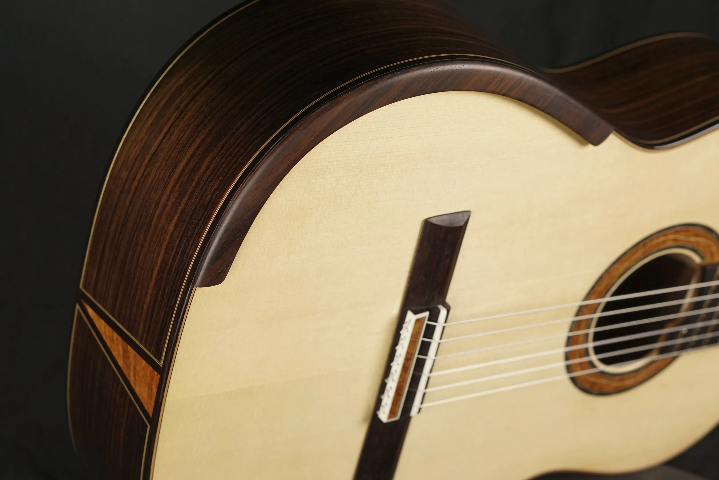 Signature Model Guitar with Arm Rest, 18 Hole Tieblock