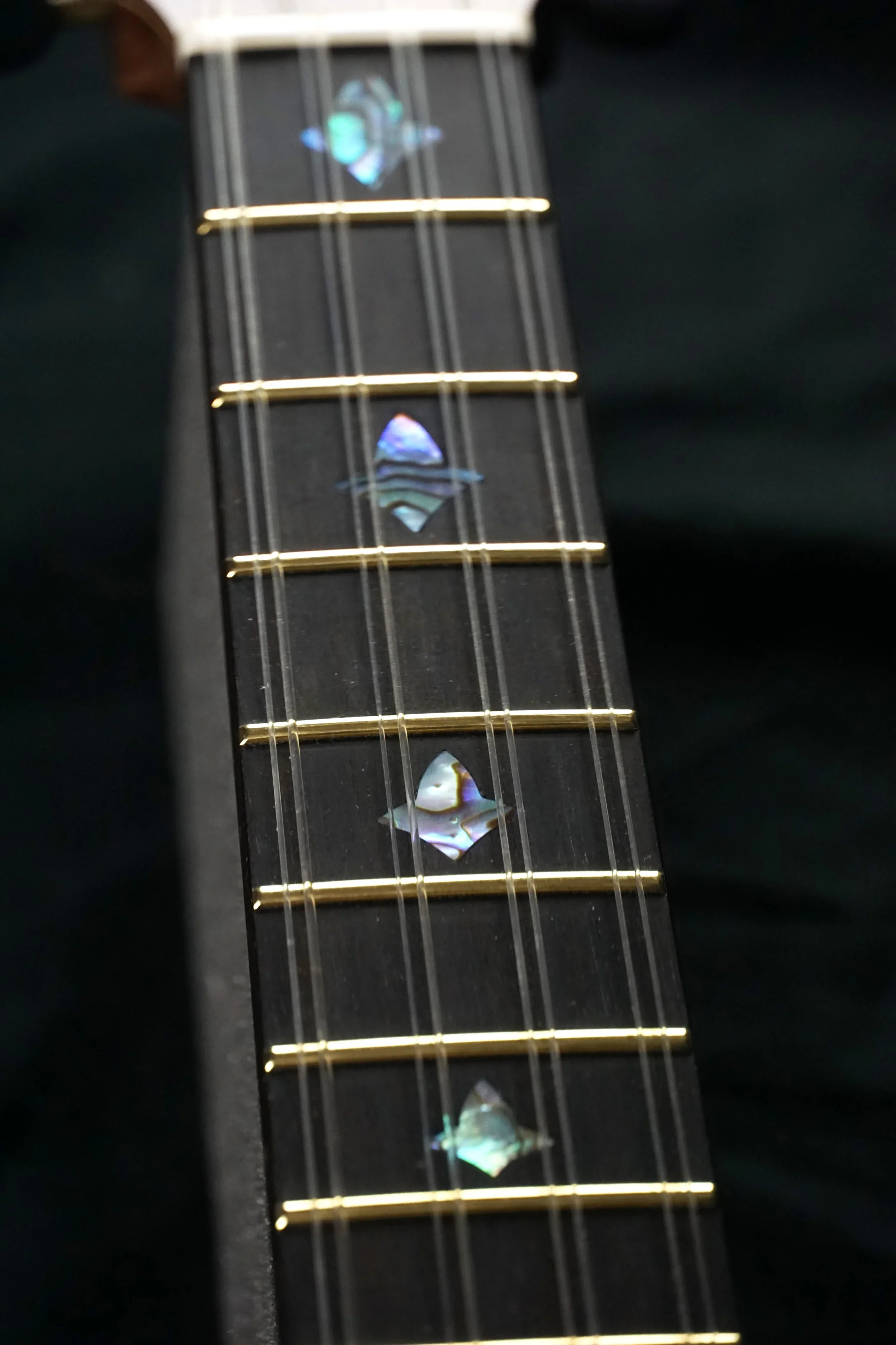 eight string uke inlay.webp