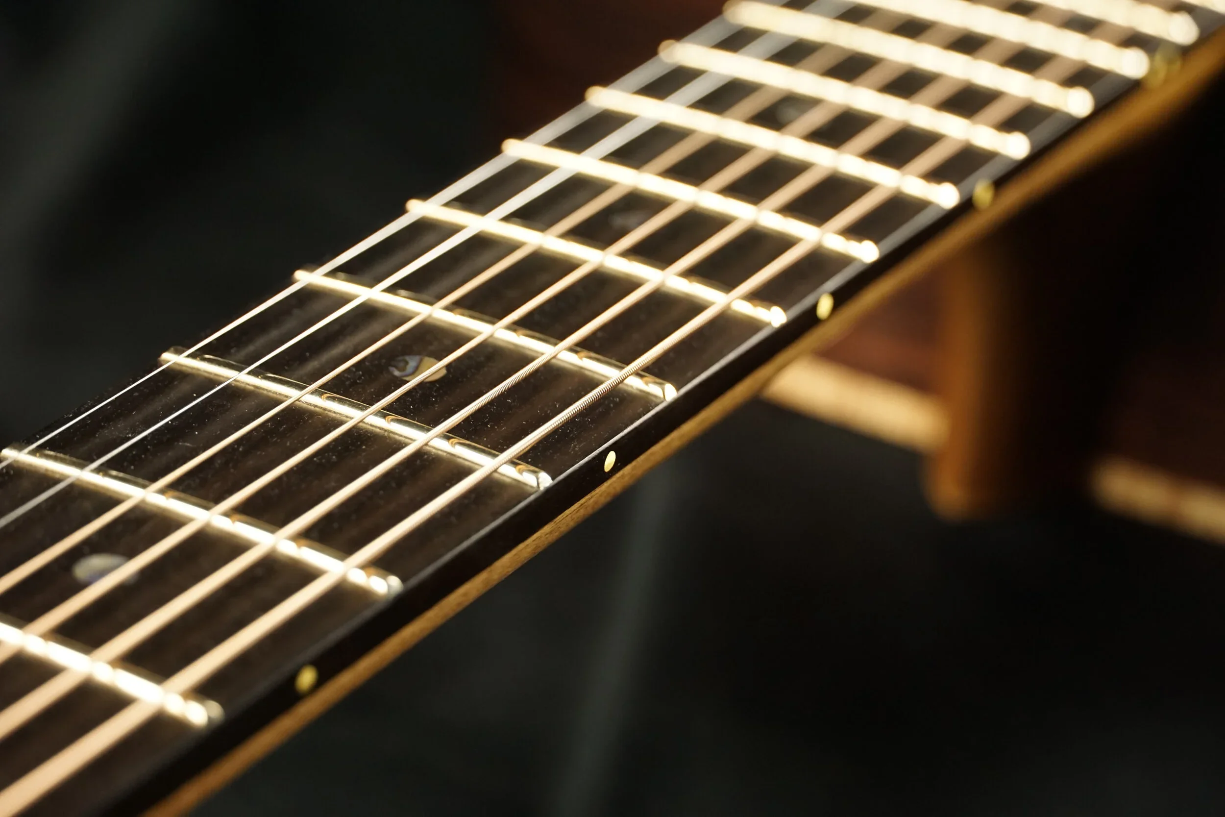 Triple 0 fingerboard.webp