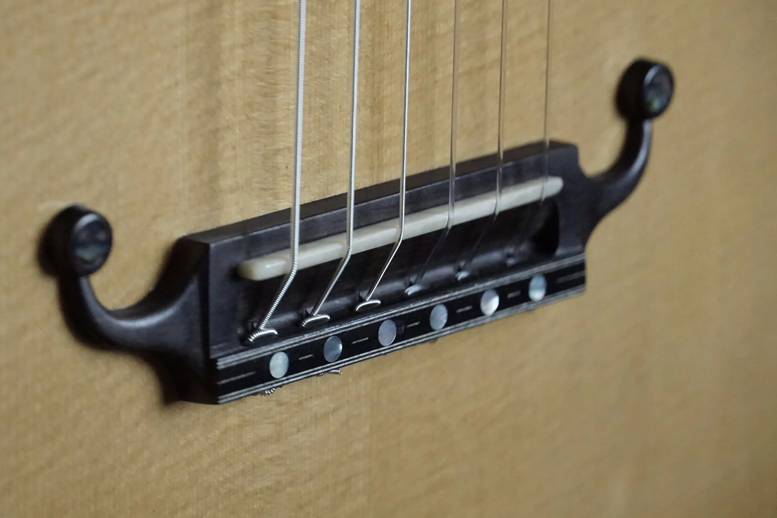 18 hole Lacote style moustache bridge