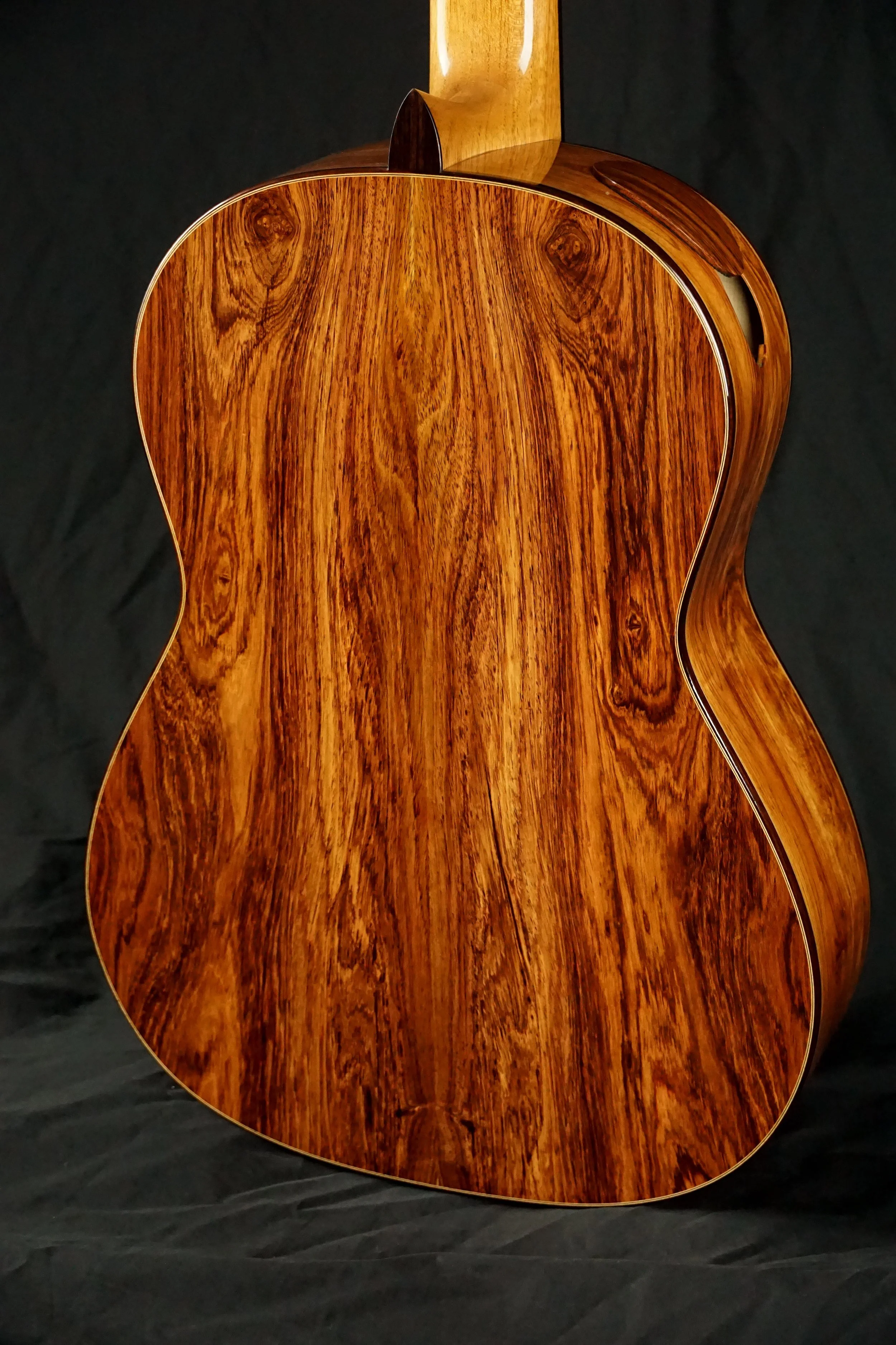 Honduran rosewood Classical Guitar back 