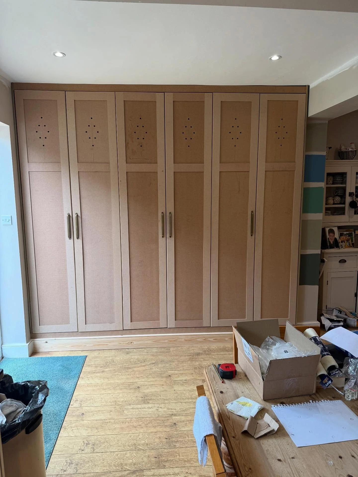 Another happy client with the bespoke MDF pantry unit .
Designed and built to customers specification 
Ready for spraying 🚪