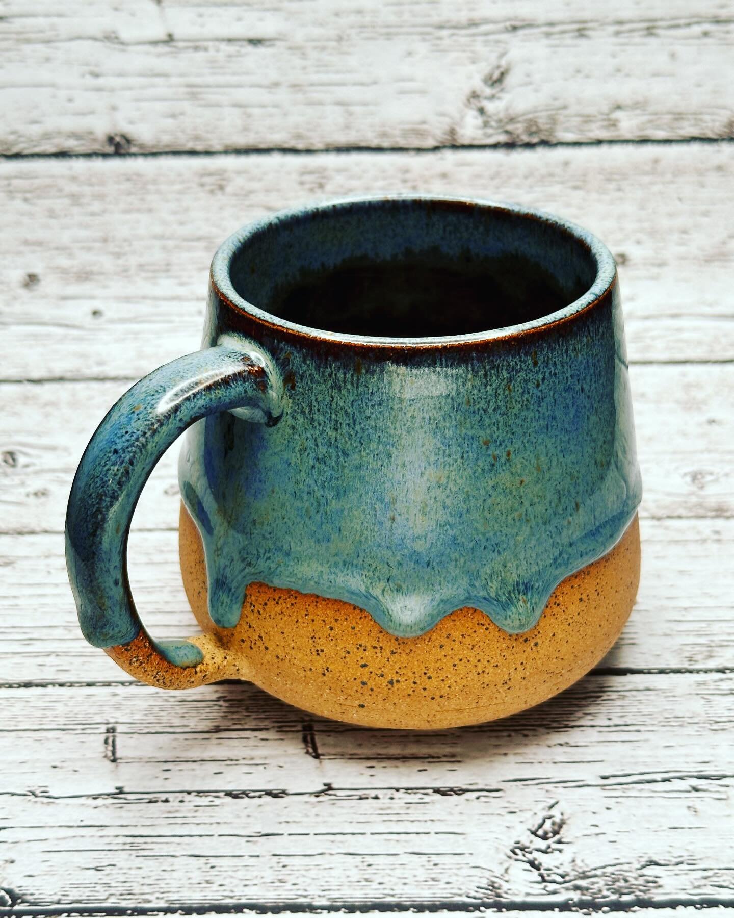 I think this is my favorite clay/glaze combo.  #quantalagusta #quantalagustapottery #womenwhomake #pottery #potterywheel #ceramic #ceramics